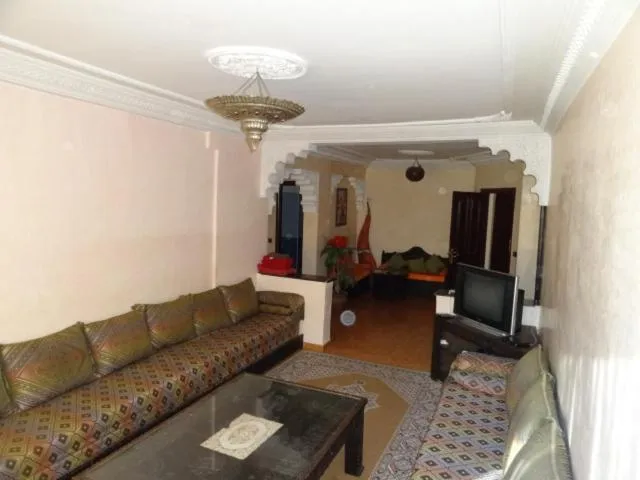 Manis Apartment Set in a Hotel Area