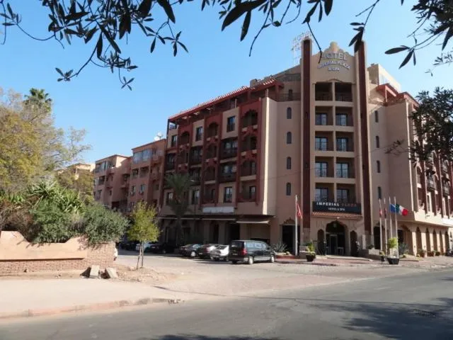 Manis Apartment Set in a Hotel Area