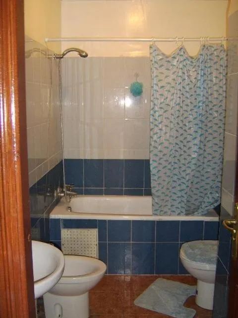 Manis Apartment Set in a Hotel Area