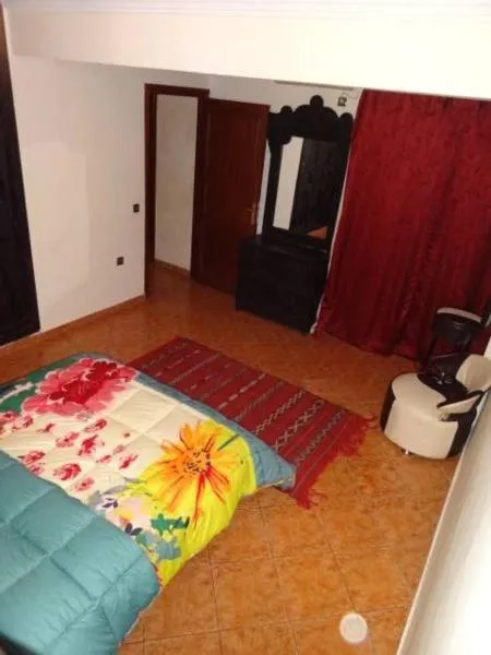 Property building, Bed in Manis Apartment Set in a Hotel Area