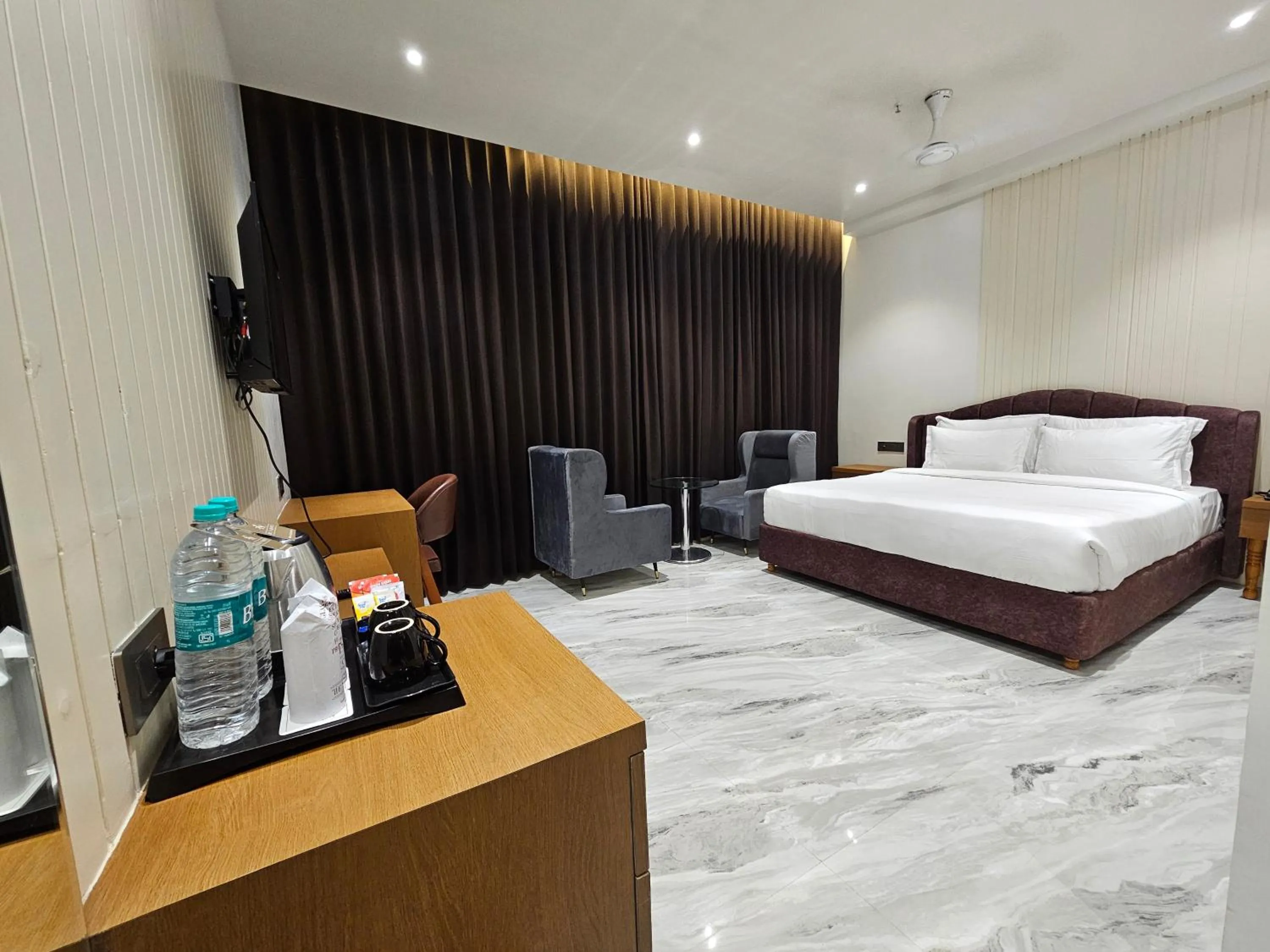 Bed in The S Crown Somnath