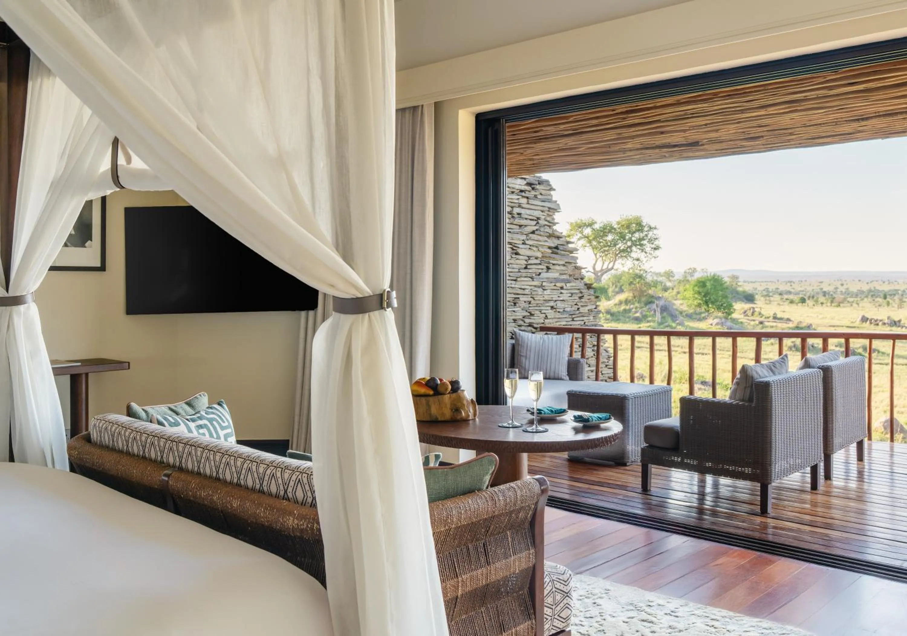 Bed in Four Seasons Safari Lodge Serengeti
