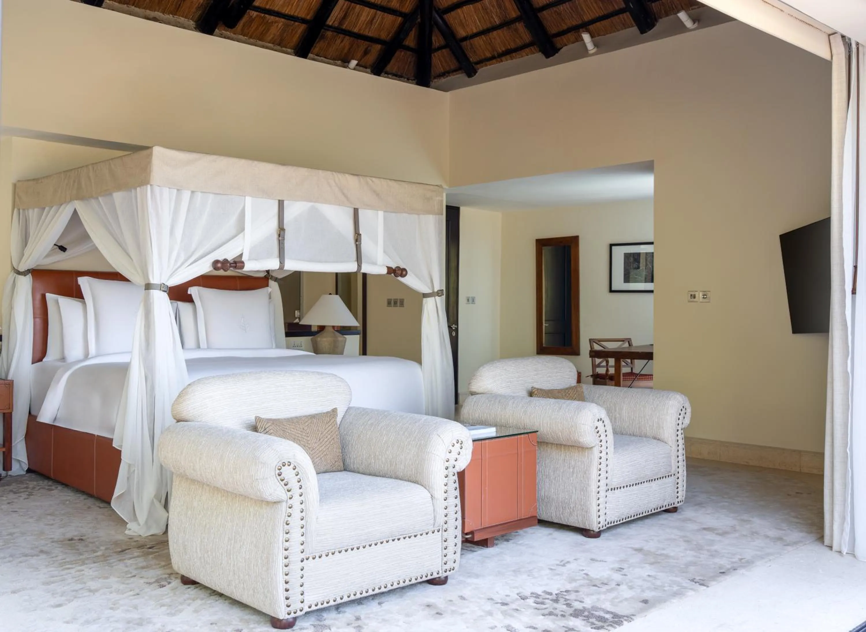 Bed in Four Seasons Safari Lodge Serengeti
