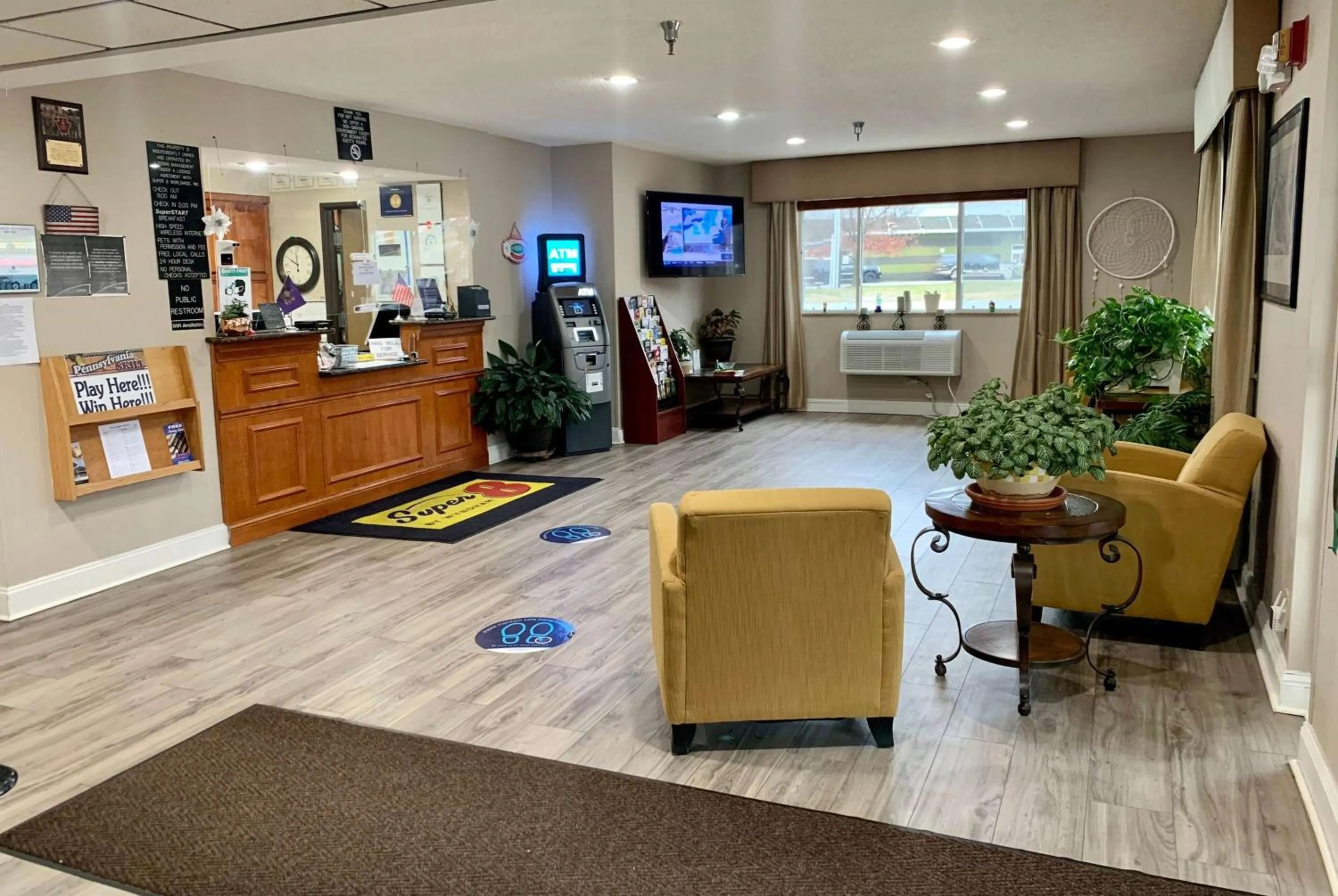 Lobby or reception in Super 8 by Wyndham Clearfield