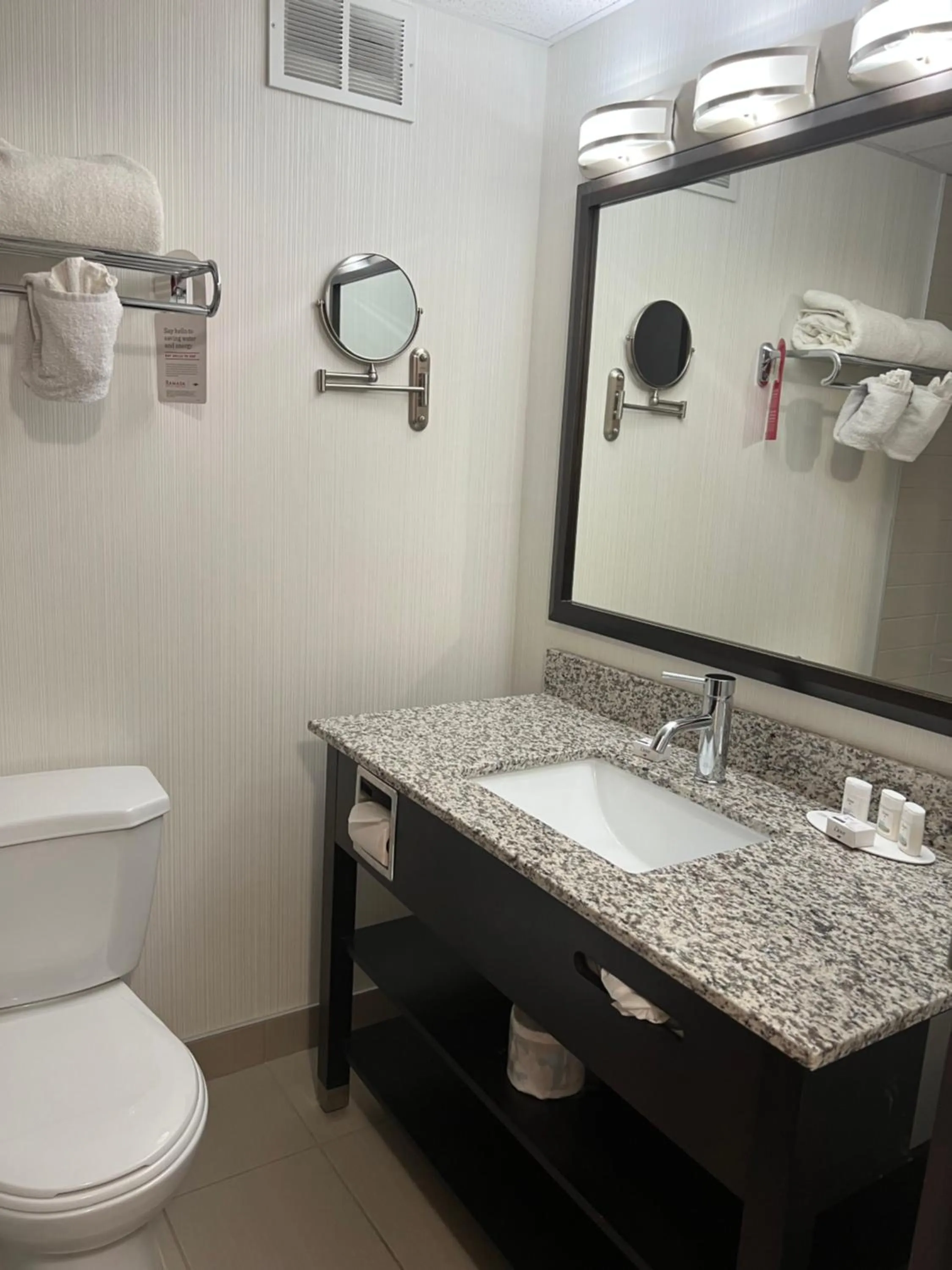 Ramada Plaza by Wyndham Regina Downtown