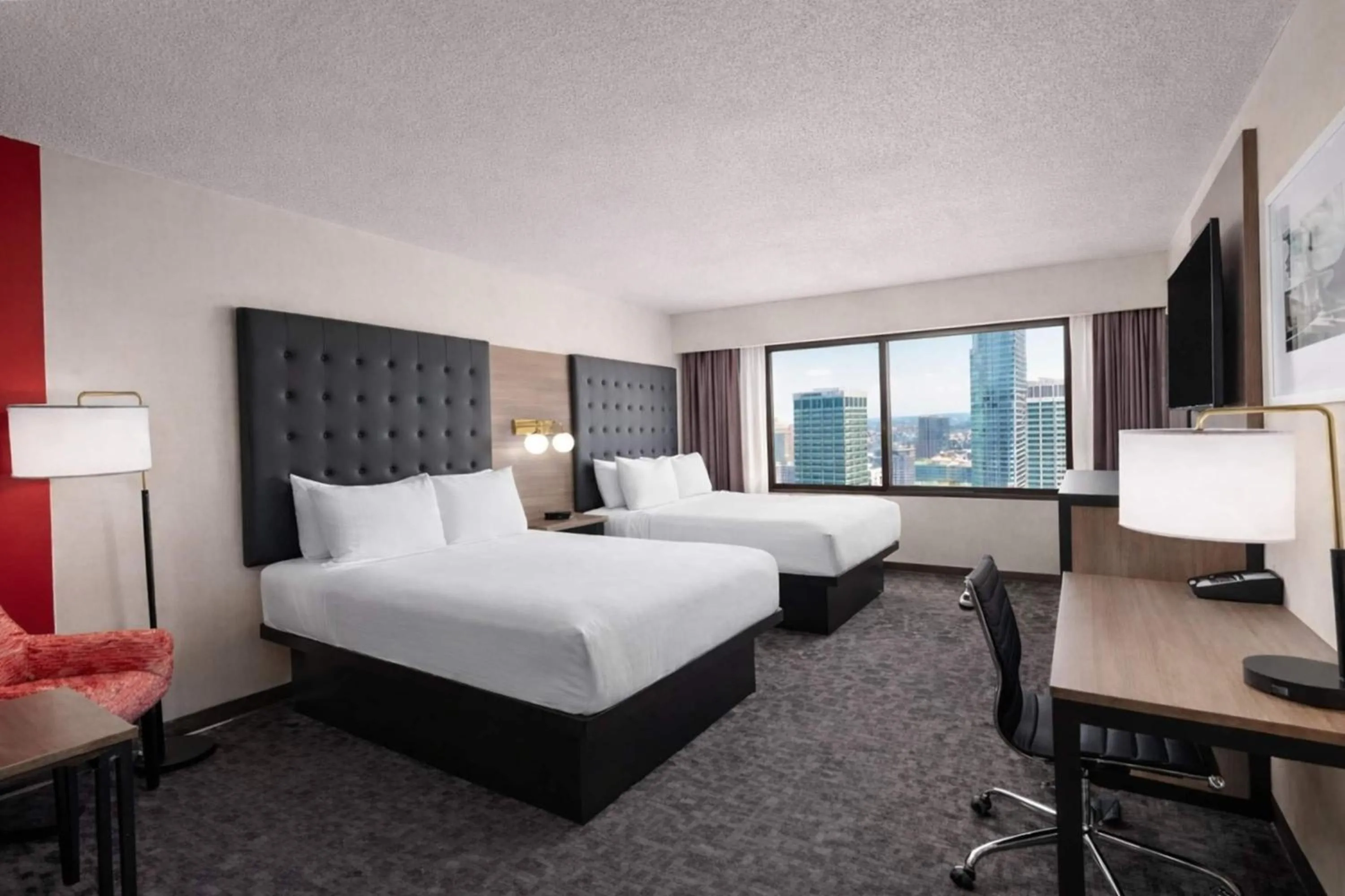 Photo of the whole room, Bed in Ramada Plaza by Wyndham Regina Downtown
