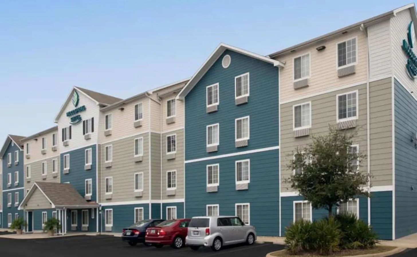 Property building in WoodSpring Suites Port Orange - Daytona Beach