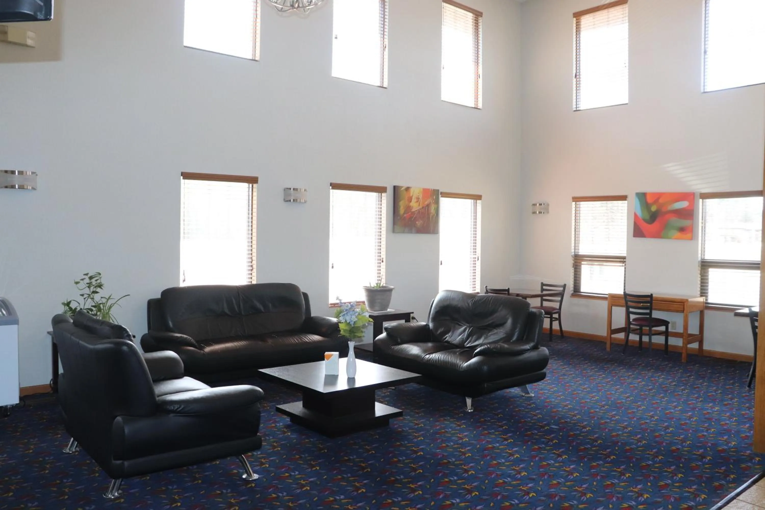 Lobby or reception in Econo Lodge Inn & Suites Wisconsin Dells