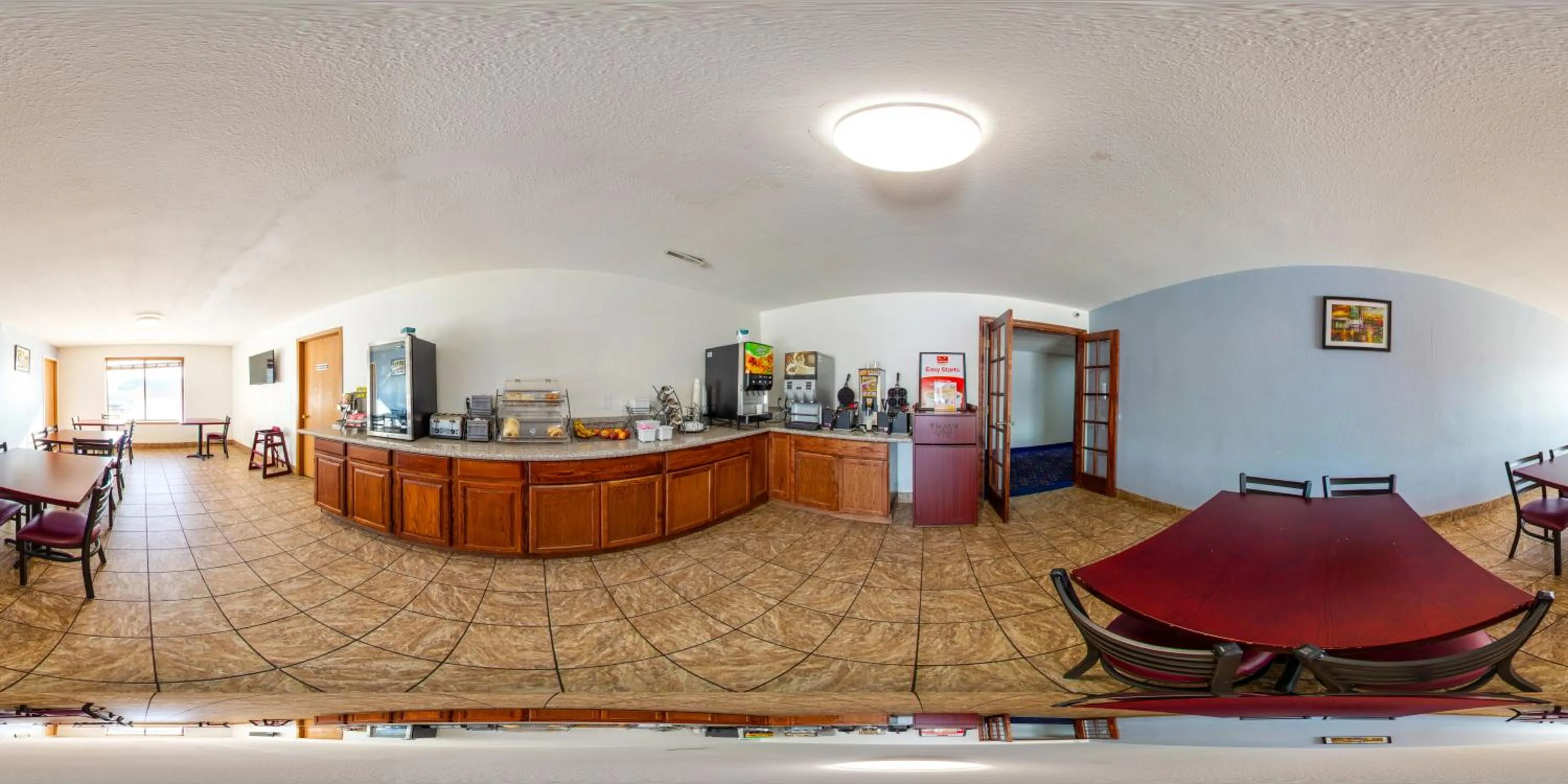 Econo Lodge Inn & Suites Wisconsin Dells