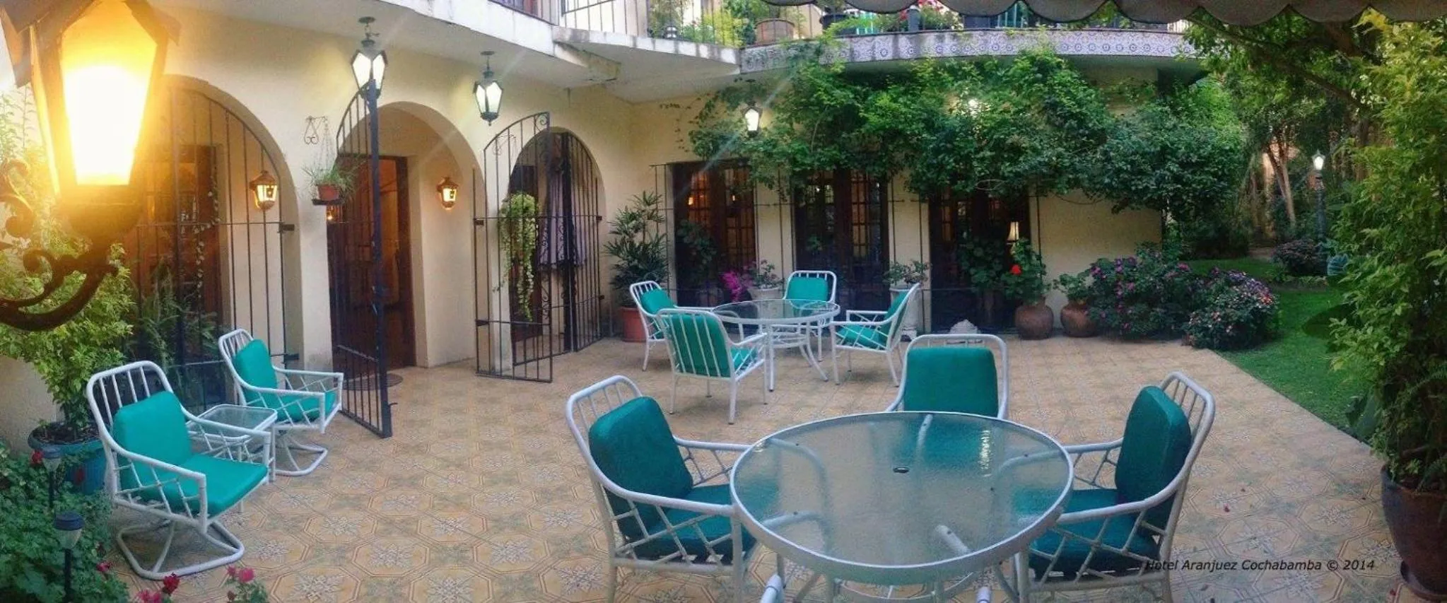 Balcony/Terrace in Hotel Aranjuez Cochabamba