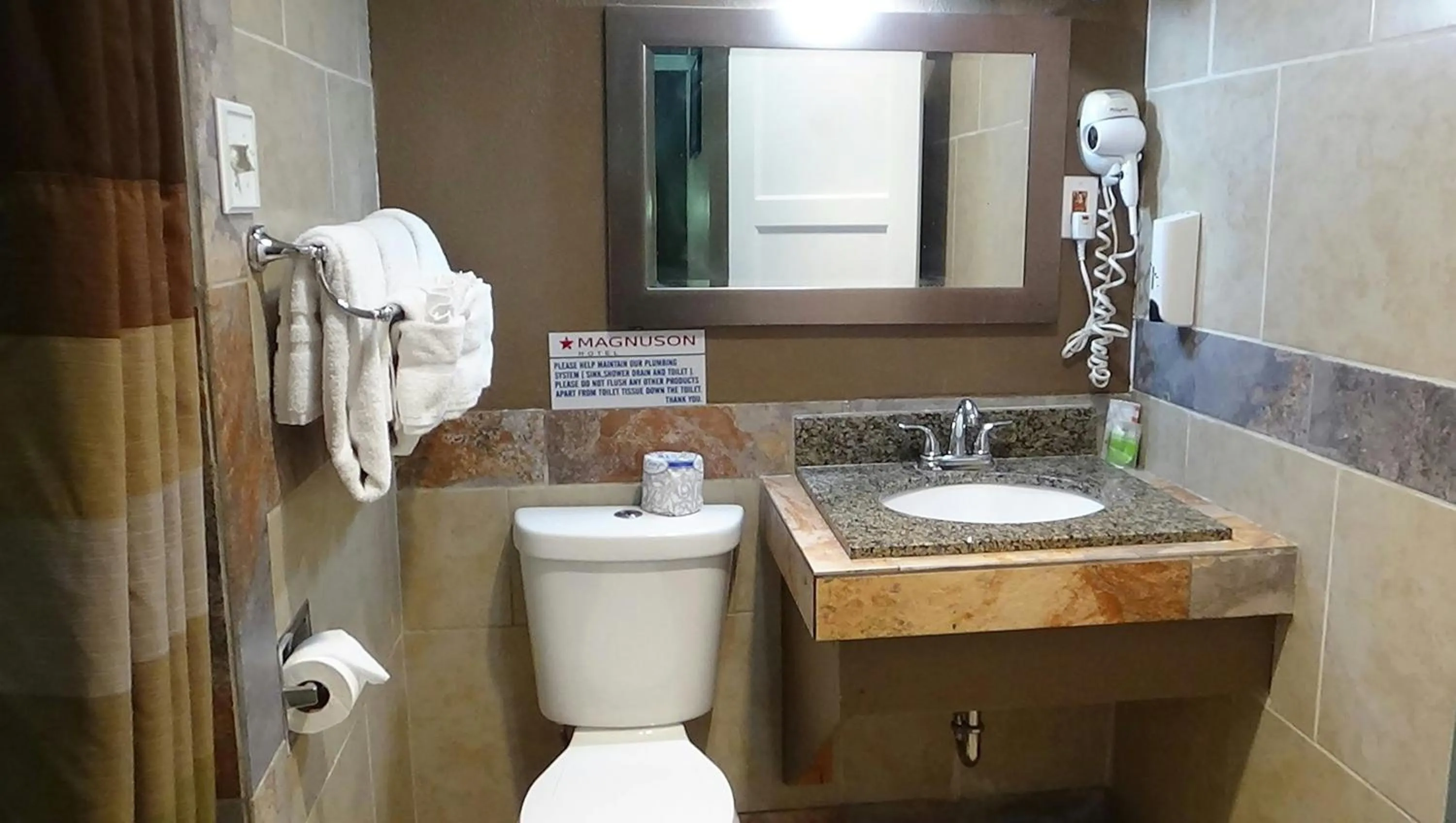 Bathroom in Mountain Star Inn