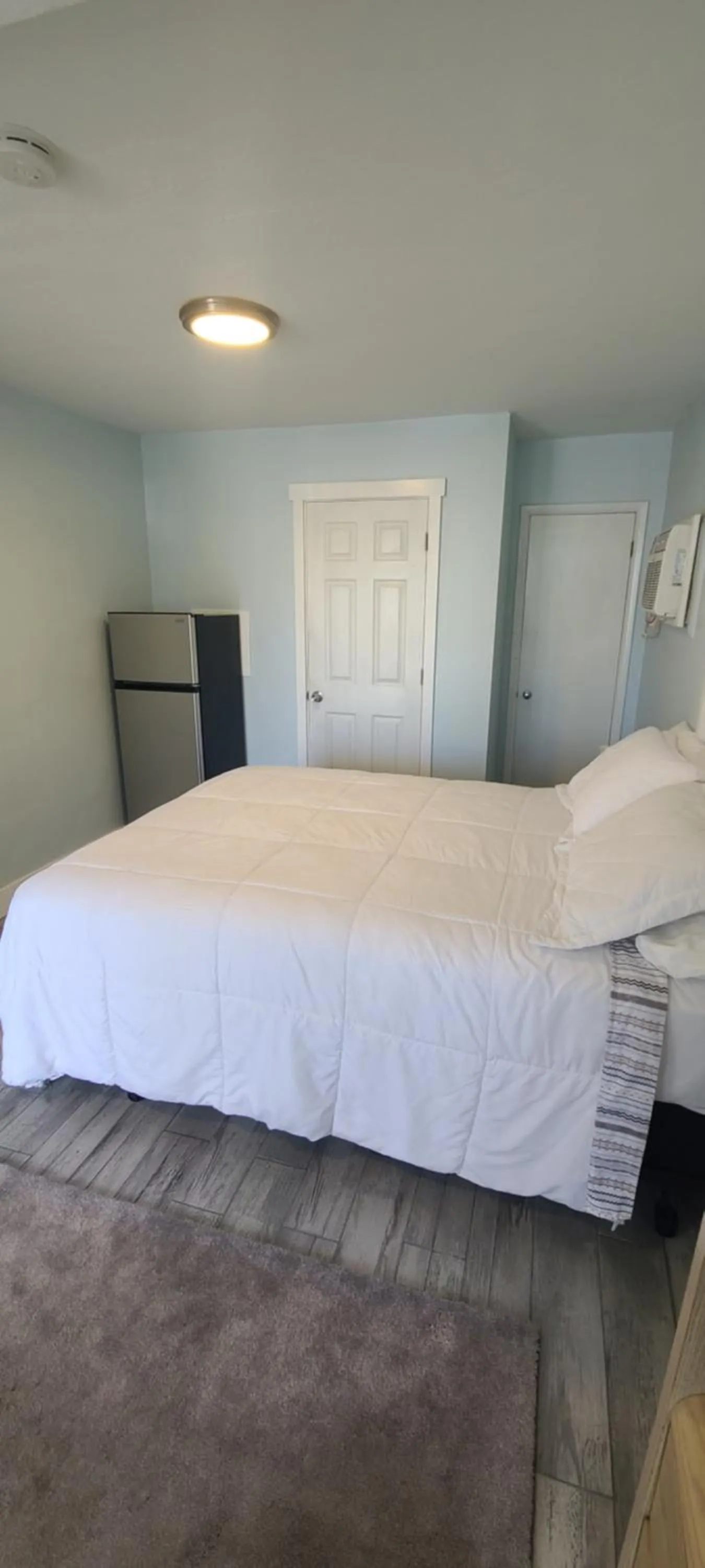 Bed in Hotel on Magnolia East 'HOME'