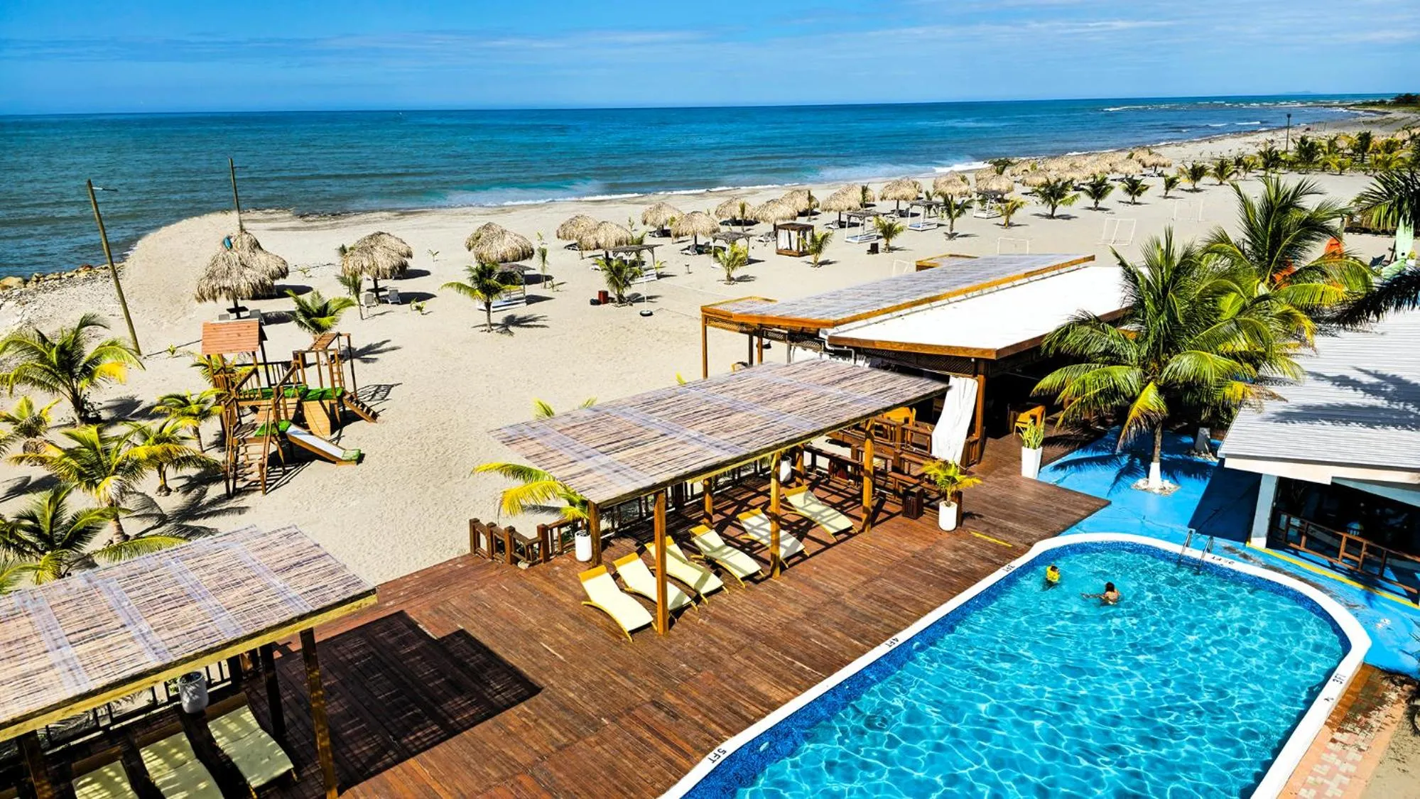 Swimming pool in Hotel Partenon Beach