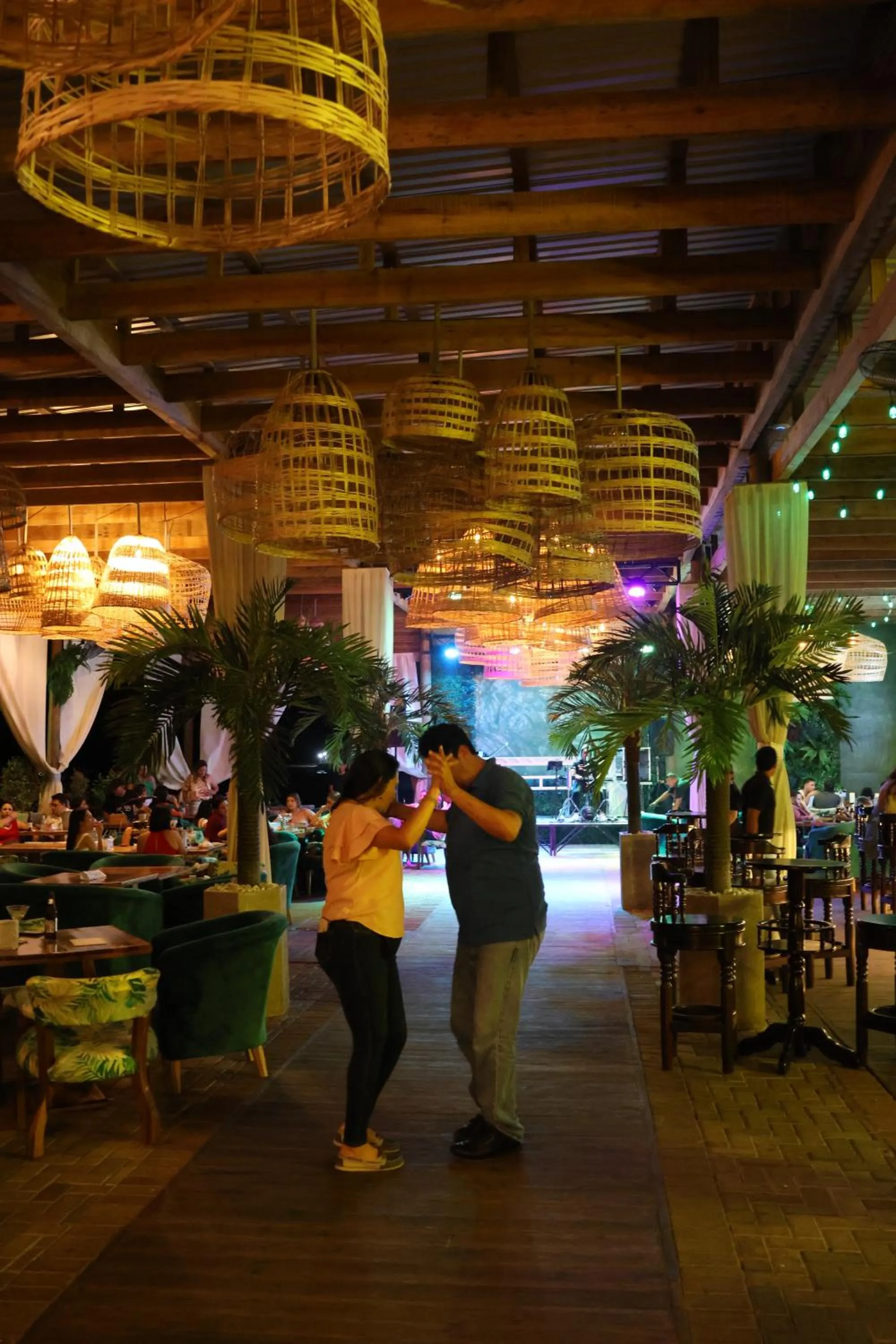 Restaurant/places to eat in Hotel Partenon Beach