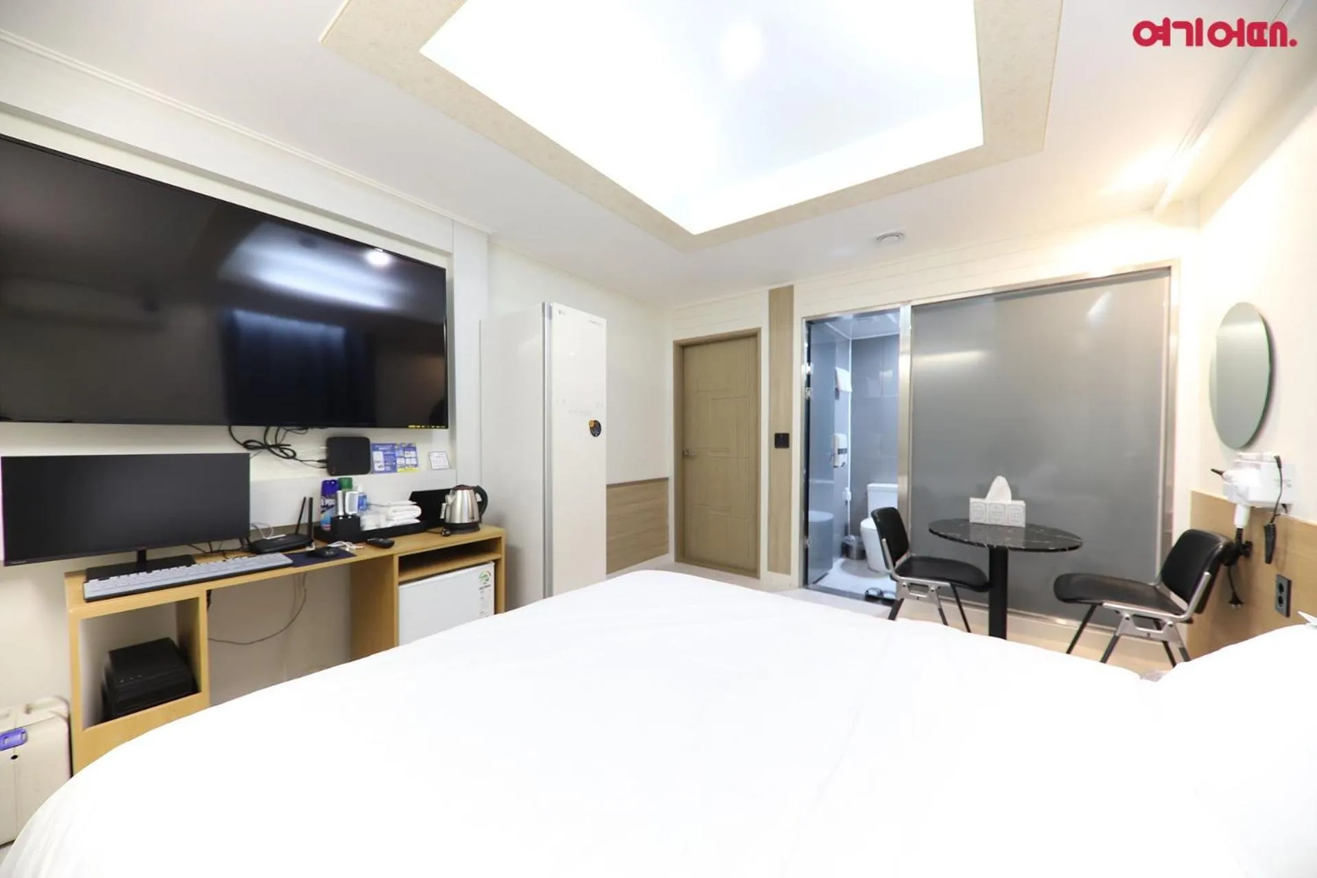 Bed in Number 25 Hotel