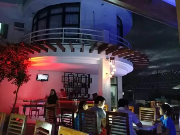 Lounge or bar in Discover Boracay Hotel