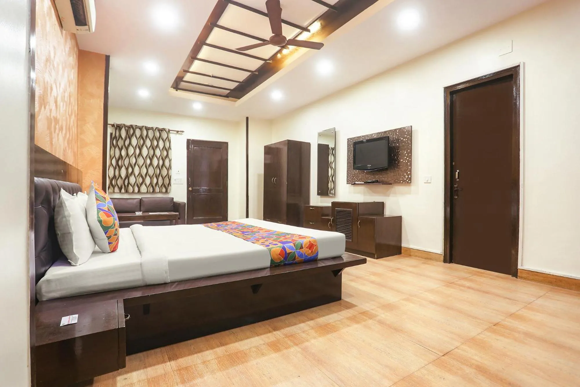 Bed in Via Rajdeep Palace