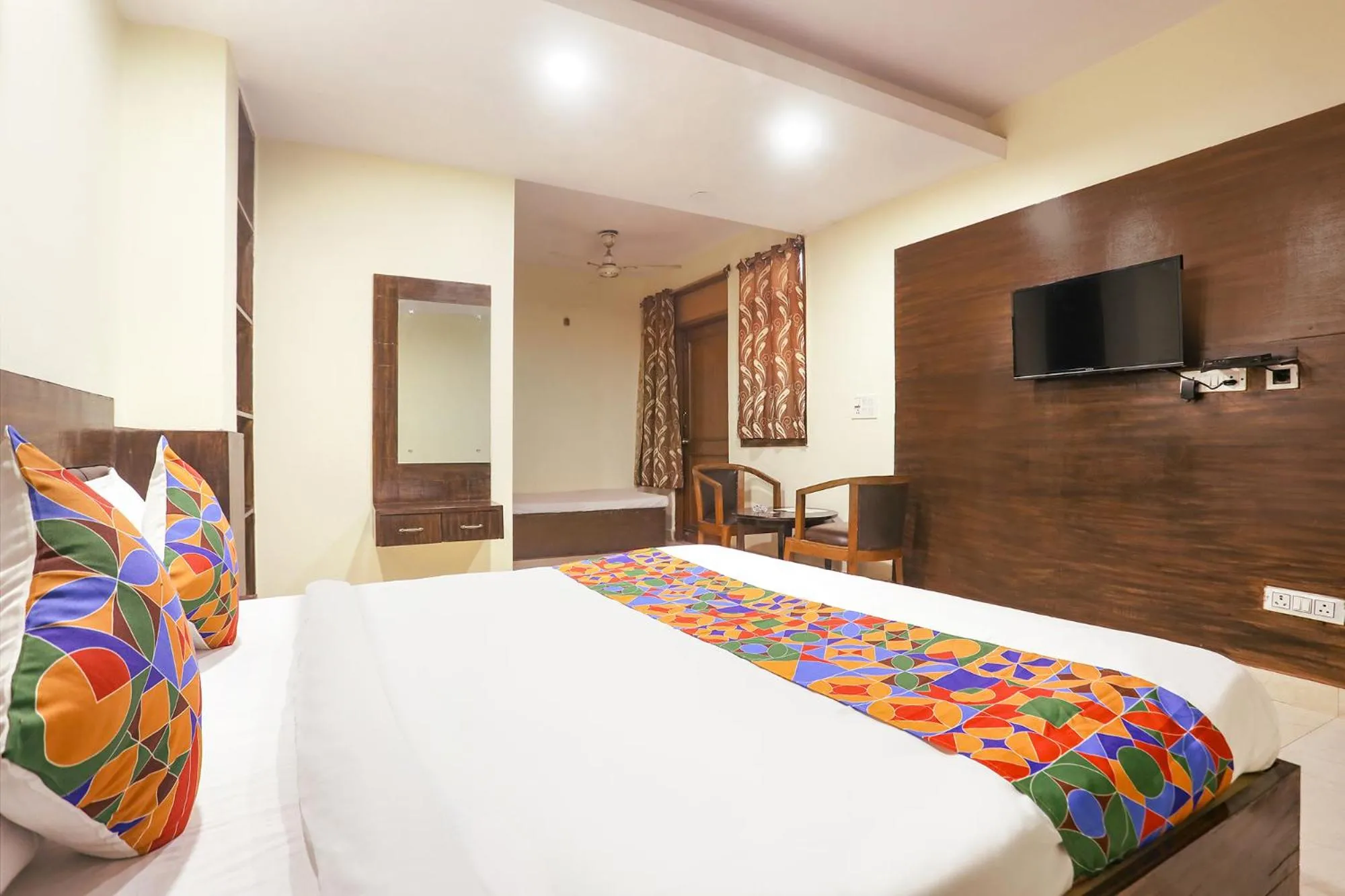 Bed in Via Rajdeep Palace