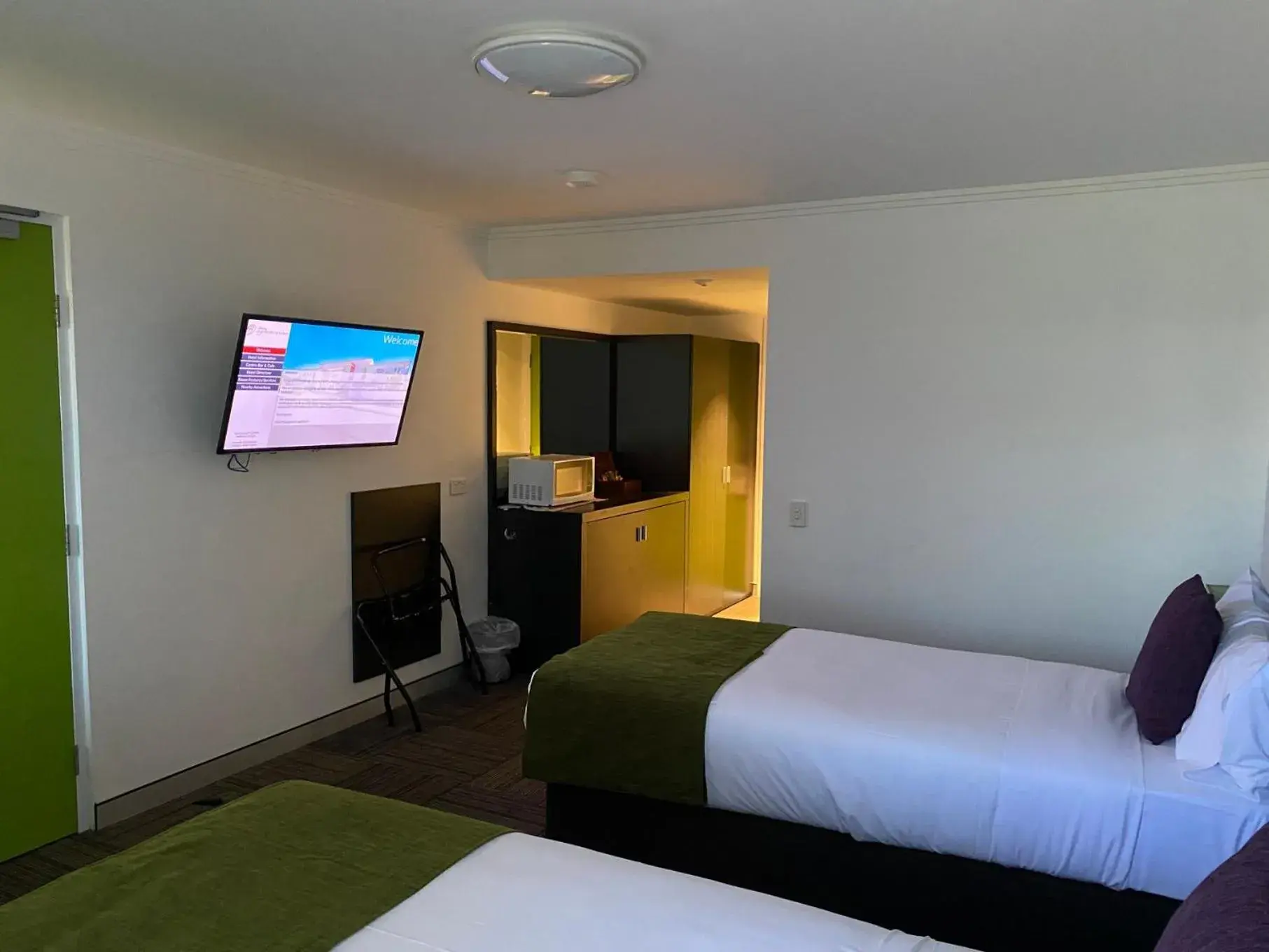 Executive Twin Room in Mackay Oceanside Central Hotel Official Executive Twin Room in Mackay Oceanside Central Hotel Official