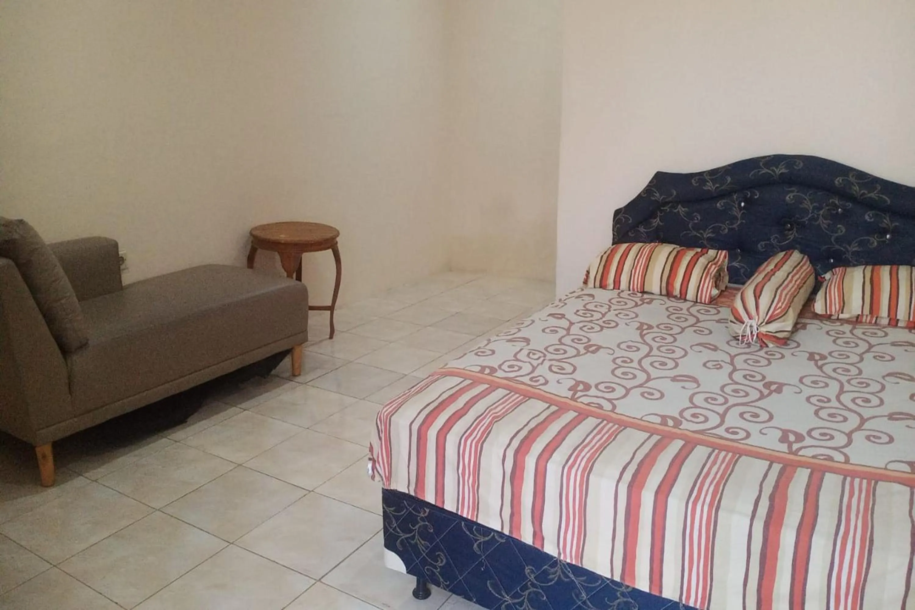 Bedroom, Bed in Aryani Suites Syariah