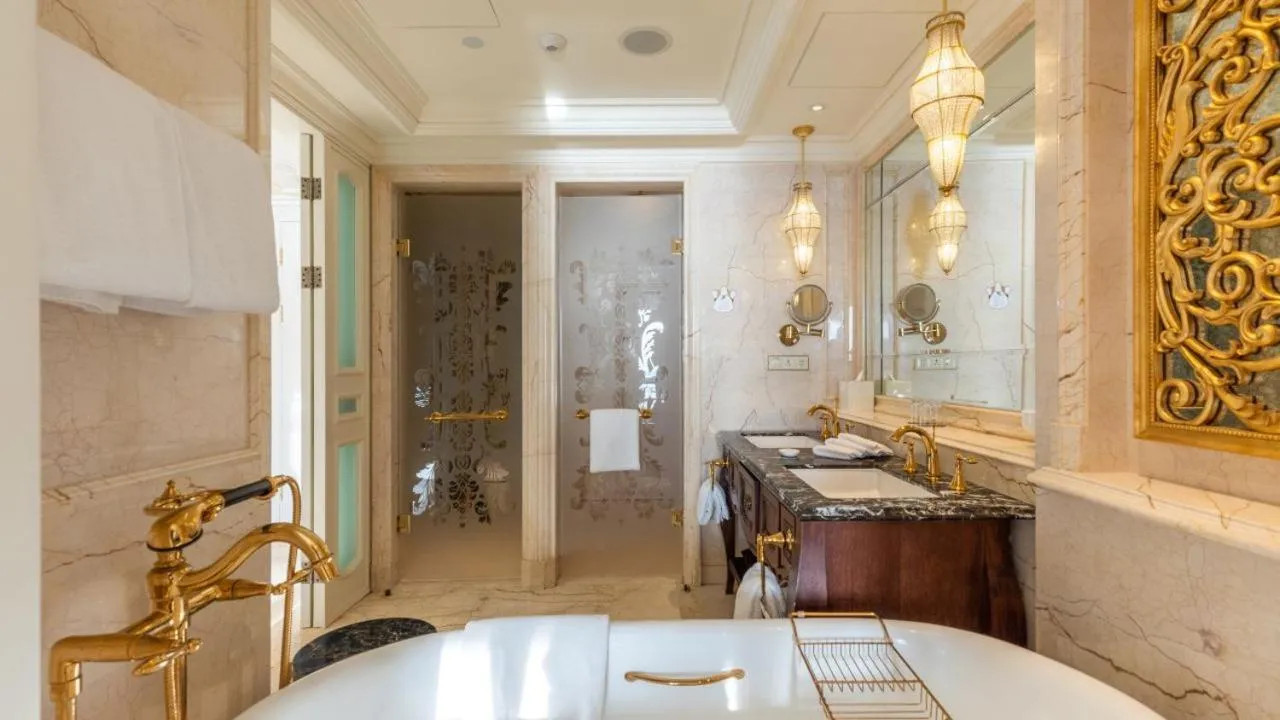 The Castle Hotel, a Luxury Collection Hotel, Dalian