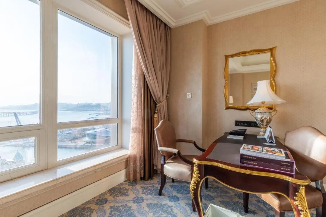 The Castle Hotel, a Luxury Collection Hotel, Dalian