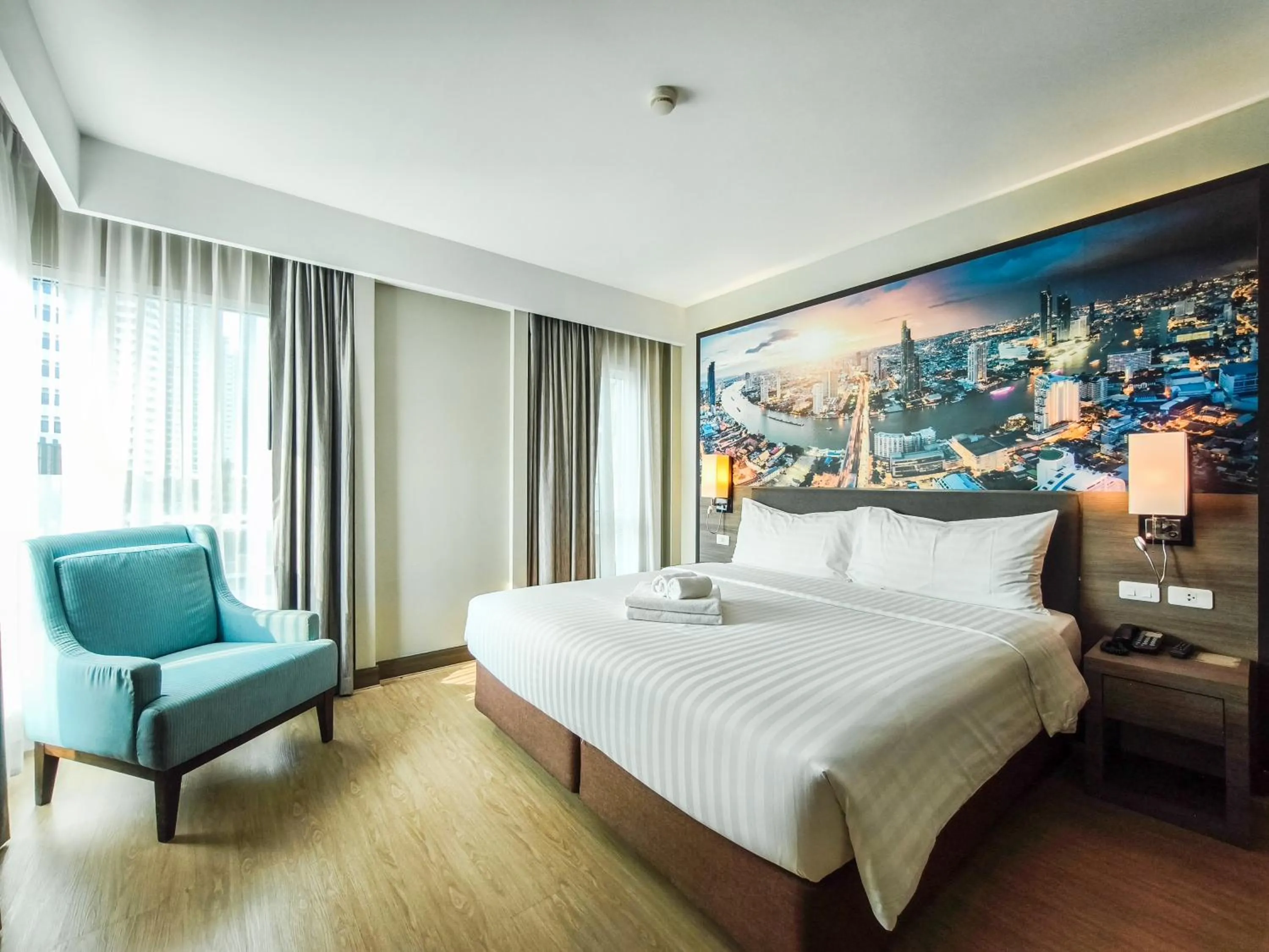 Bed in Citrus Sukhumvit 11 by Compass Hospitality