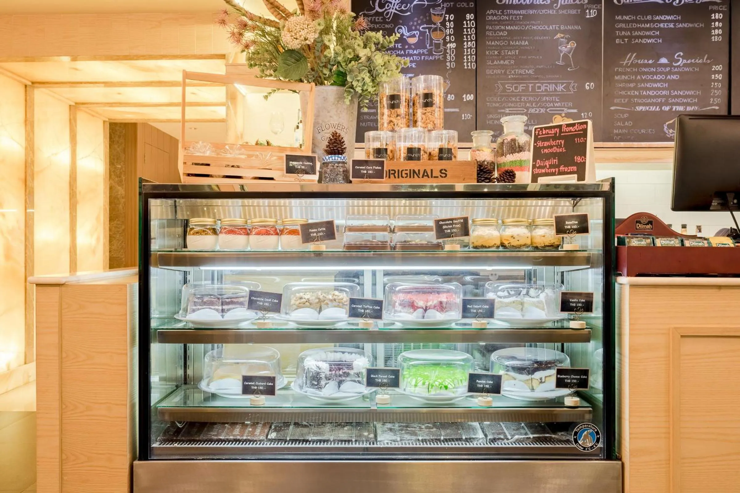 Restaurant/places to eat in Citrus Sukhumvit 11 by Compass Hospitality