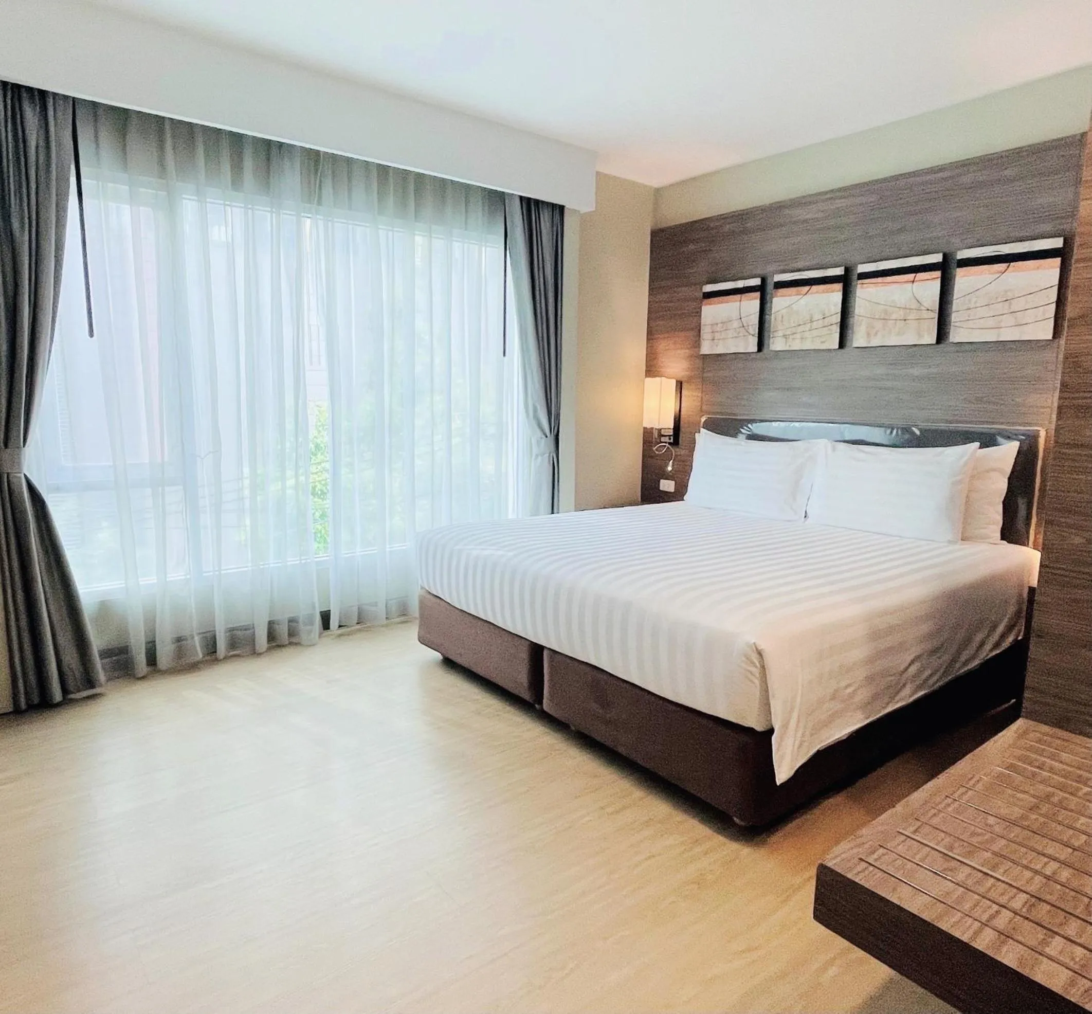 Standard Double Room in Citrus Sukhumvit 11 by Compass Hospitality
