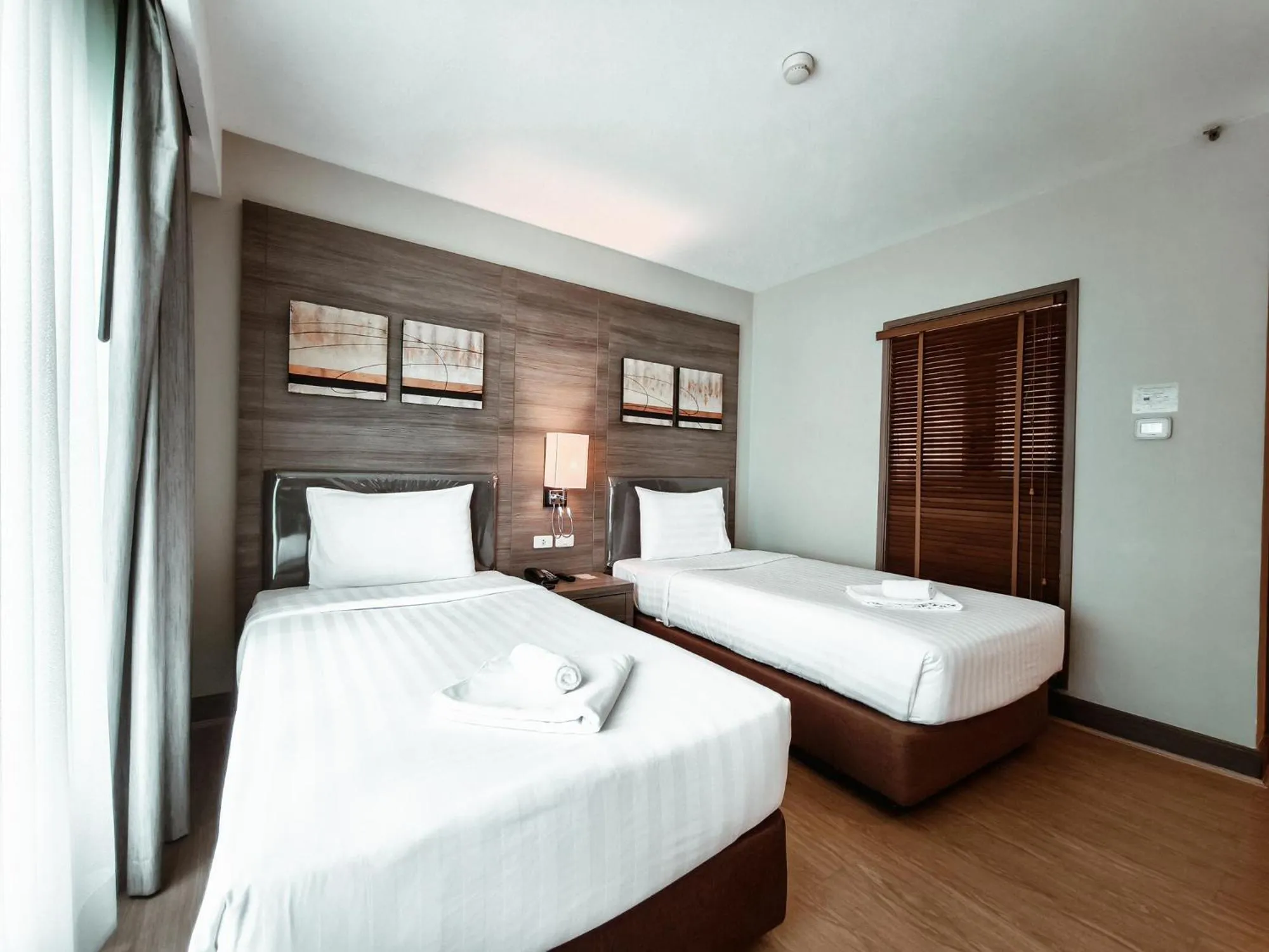 Bed in Citrus Sukhumvit 11 by Compass Hospitality