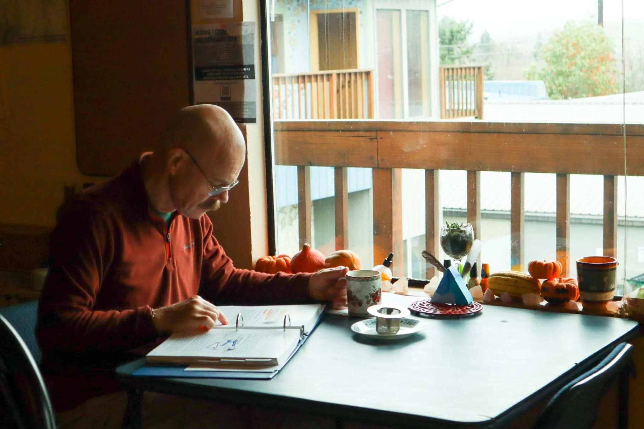 People in Ashland Commons Hostel