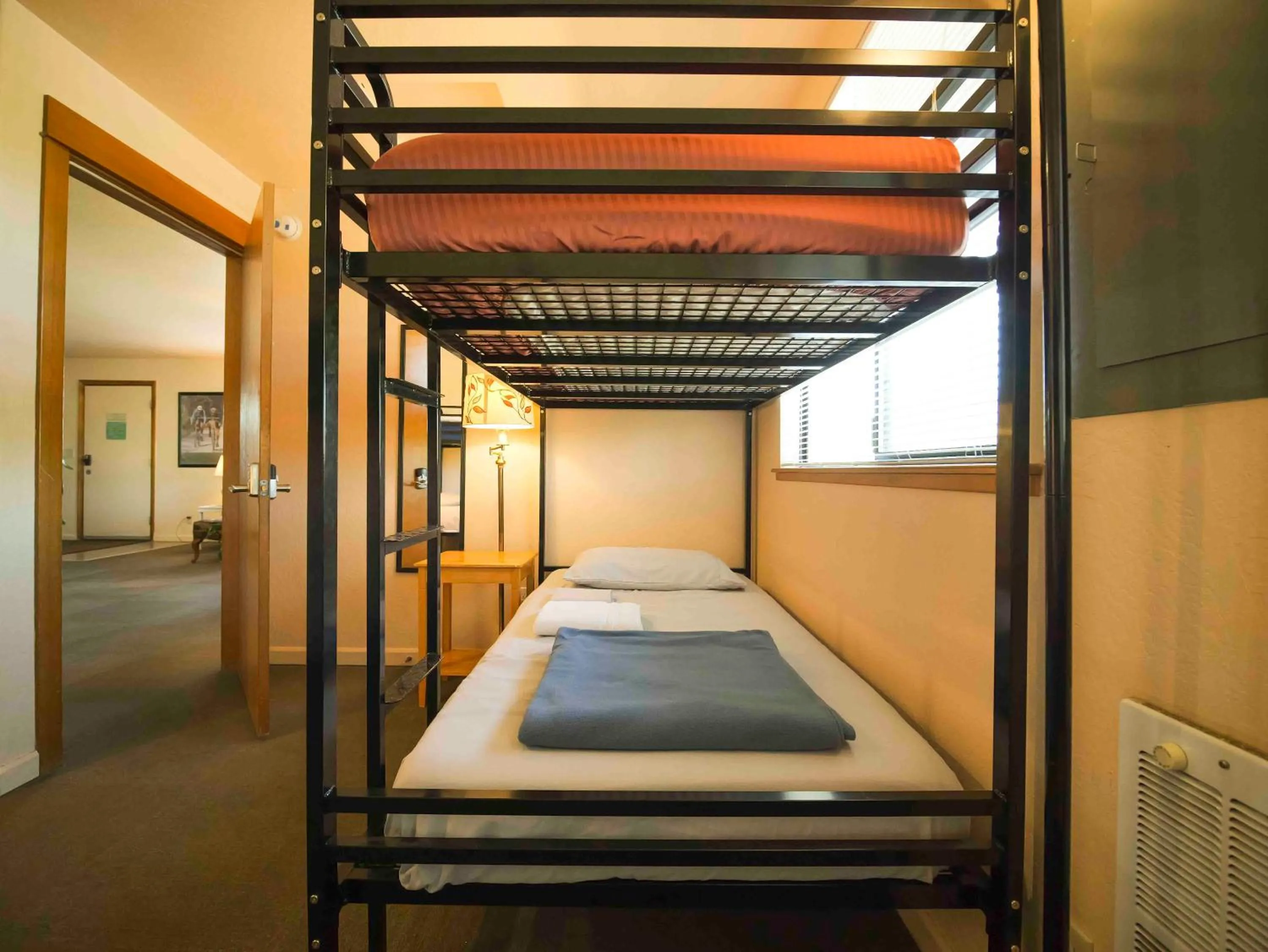 Bed in Ashland Commons Hostel
