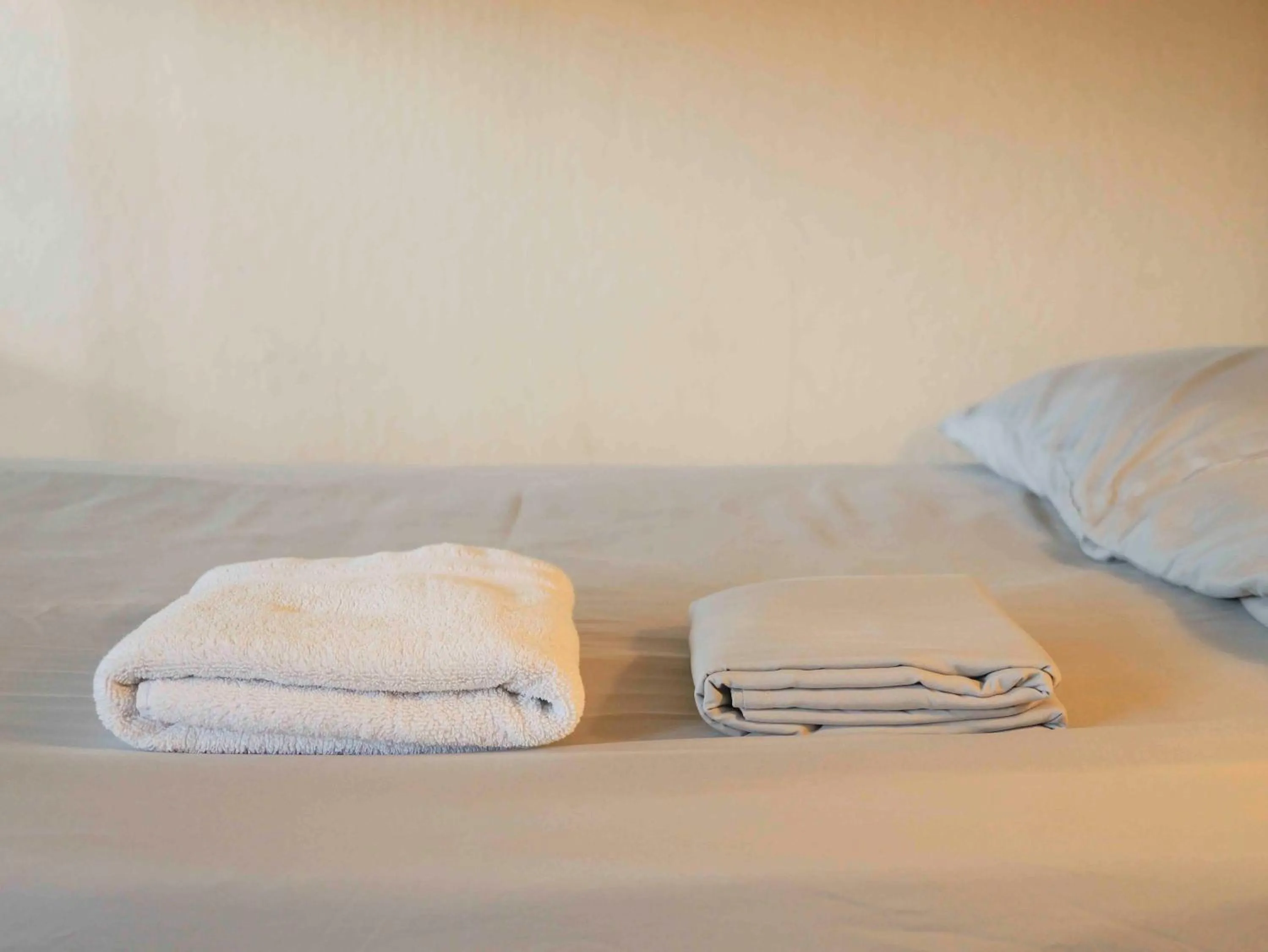 Bed in Ashland Commons Hostel