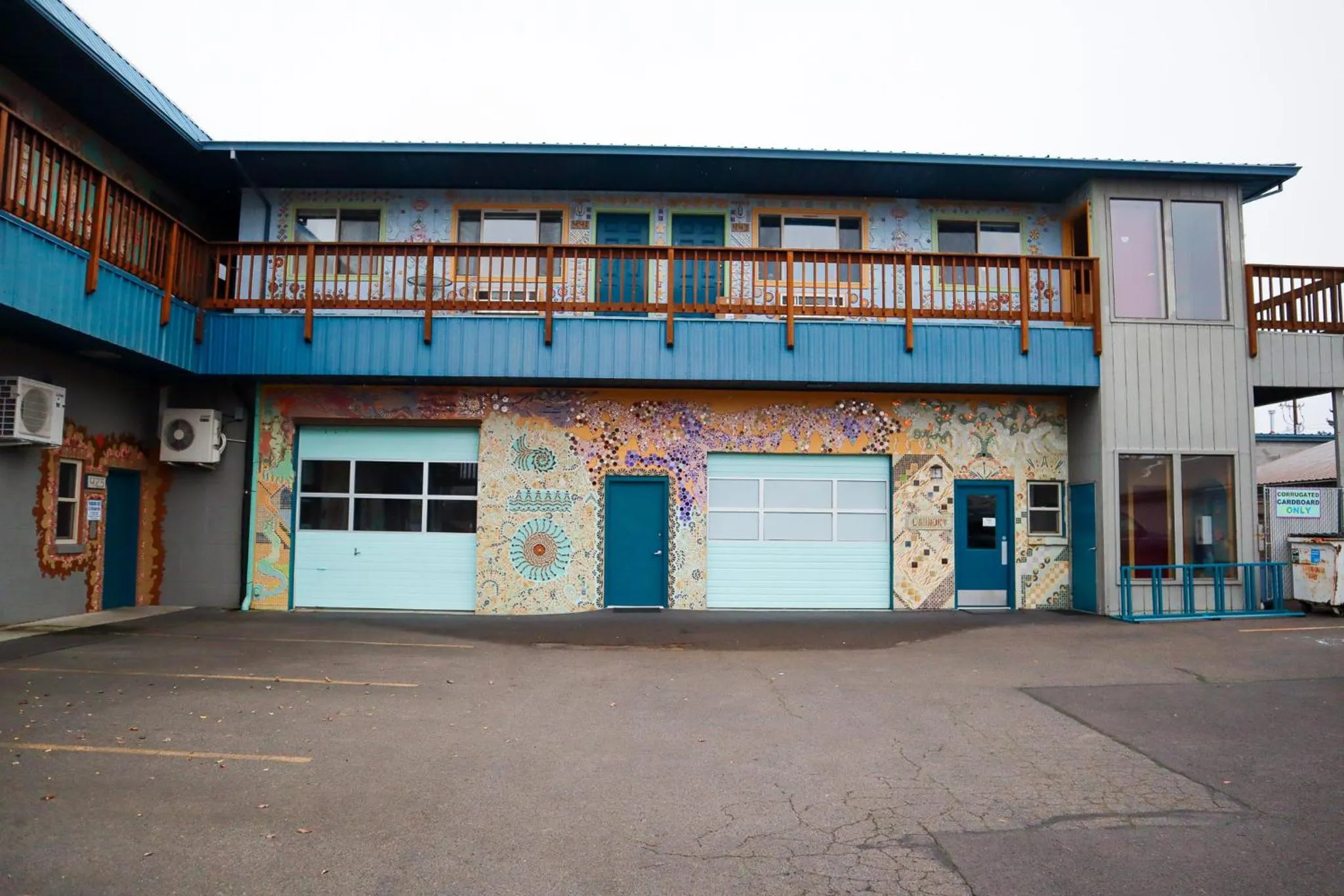 Property building in Ashland Commons Hostel