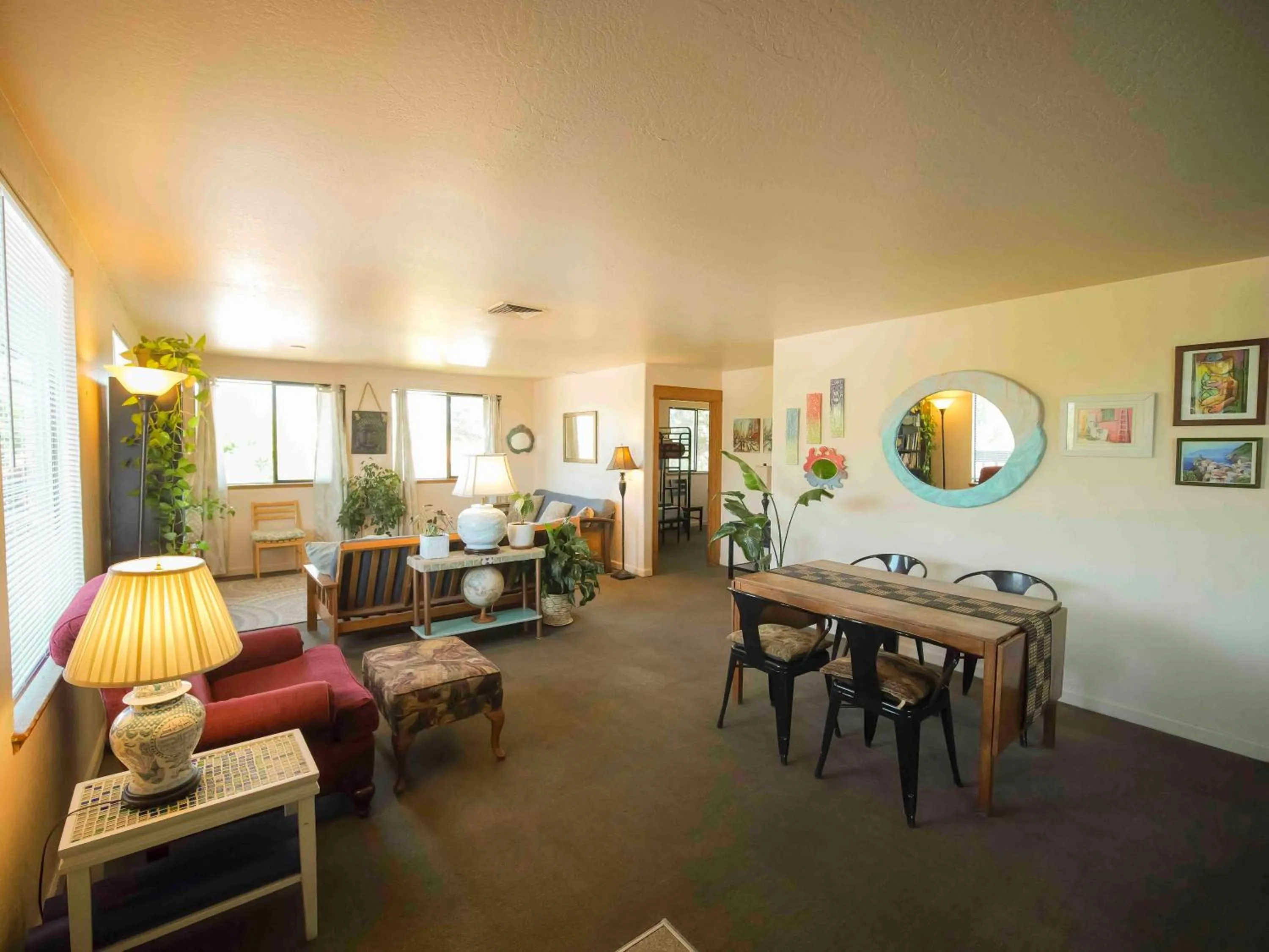 Ashland Commons Hostel