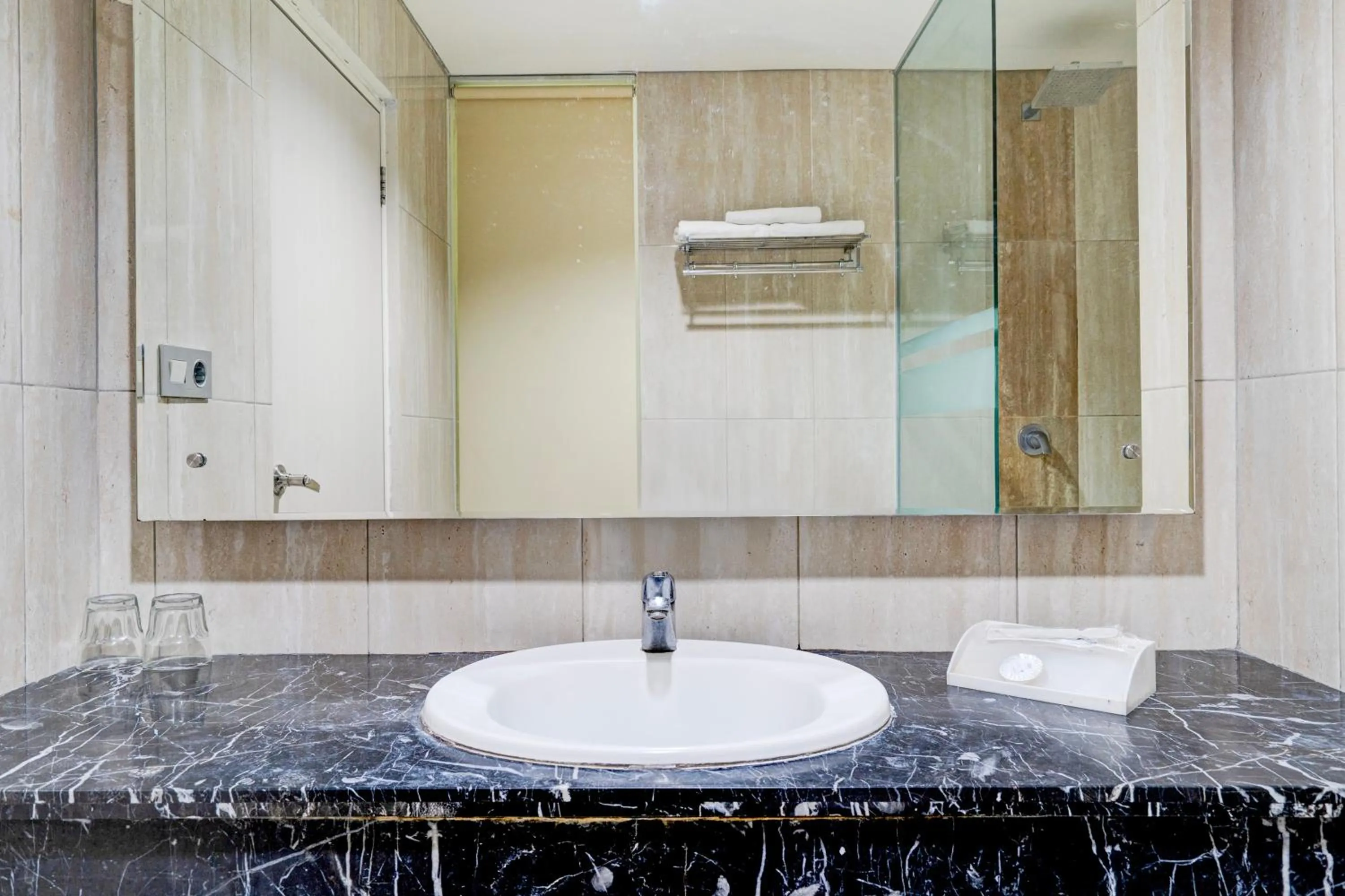 Bathroom in Townhouse Oak Cihampelas Near Ciwalk Formerly Promenade Hotel