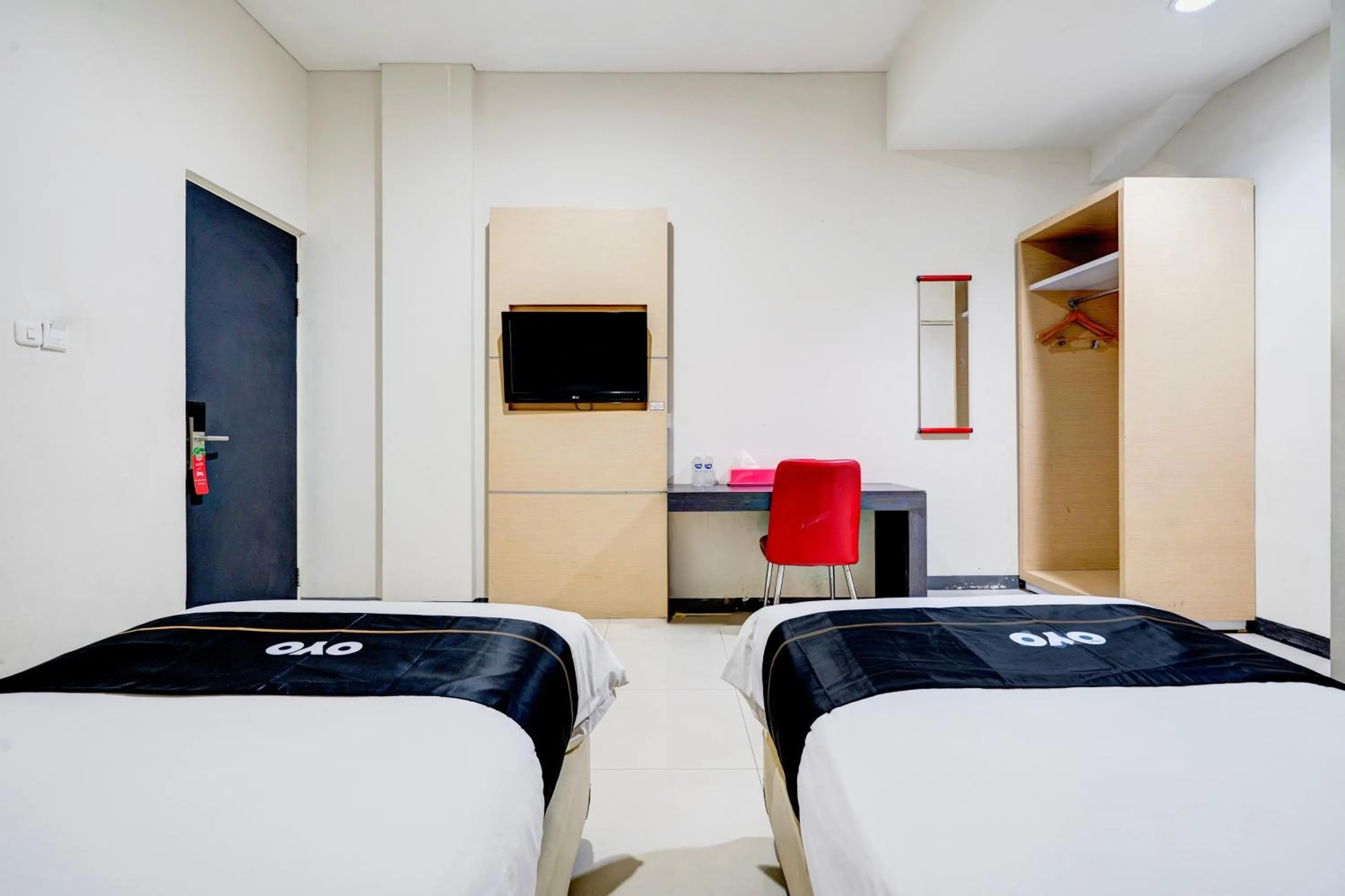 Bedroom, Bed in Townhouse Oak Cihampelas Near Ciwalk Formerly Promenade Hotel