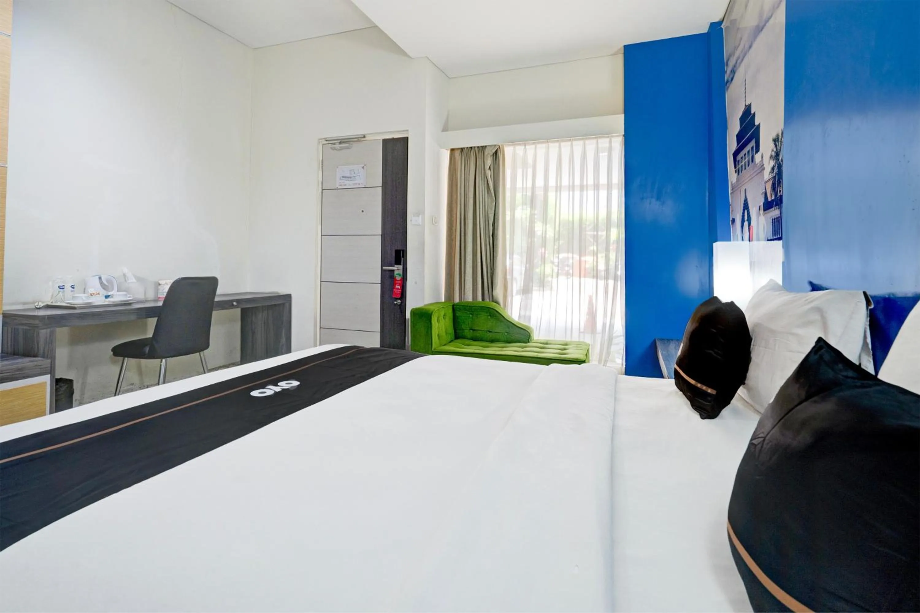 Bedroom, Bed in Townhouse Oak Cihampelas Near Ciwalk Formerly Promenade Hotel