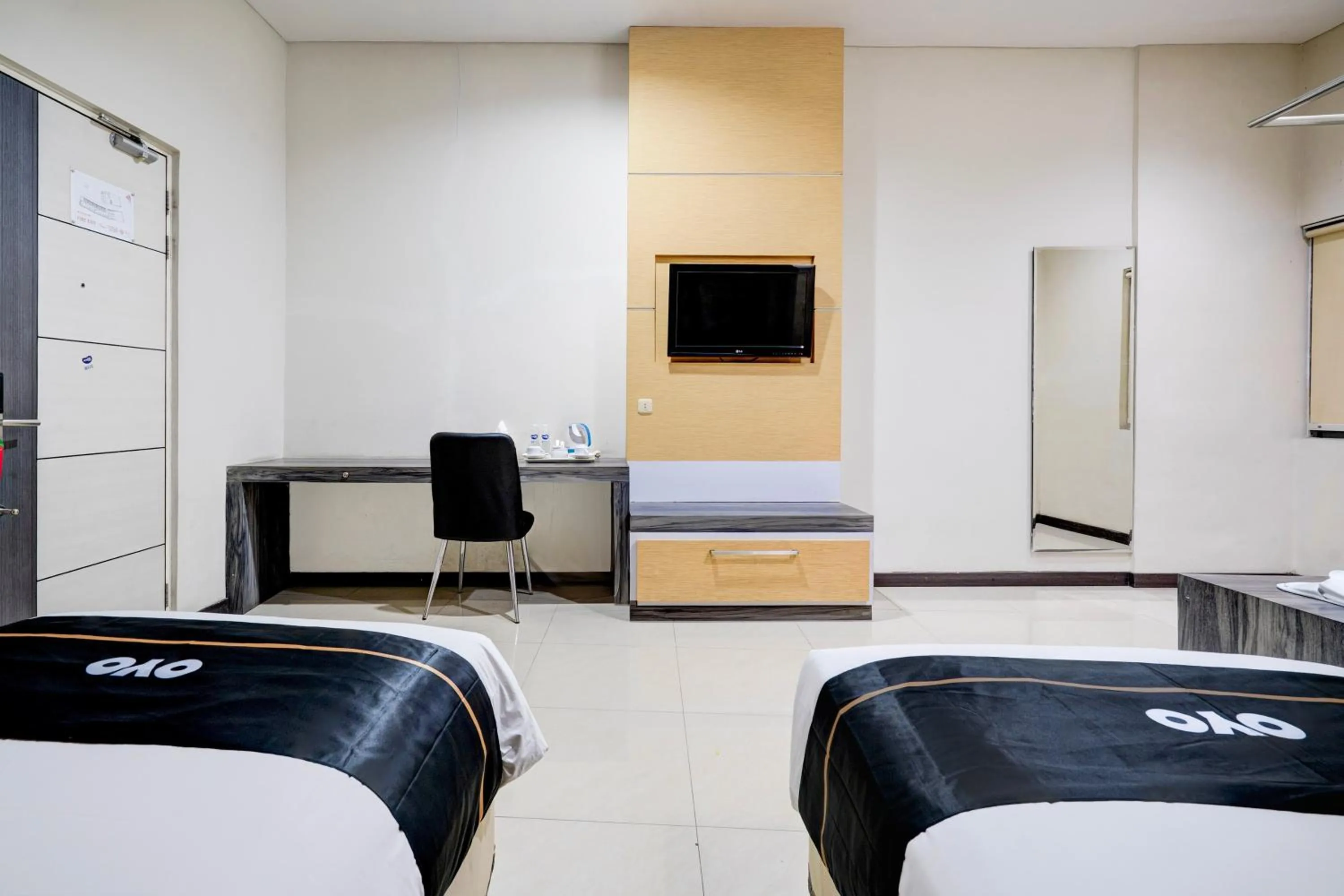 Bedroom, Bed in Townhouse Oak Cihampelas Near Ciwalk Formerly Promenade Hotel