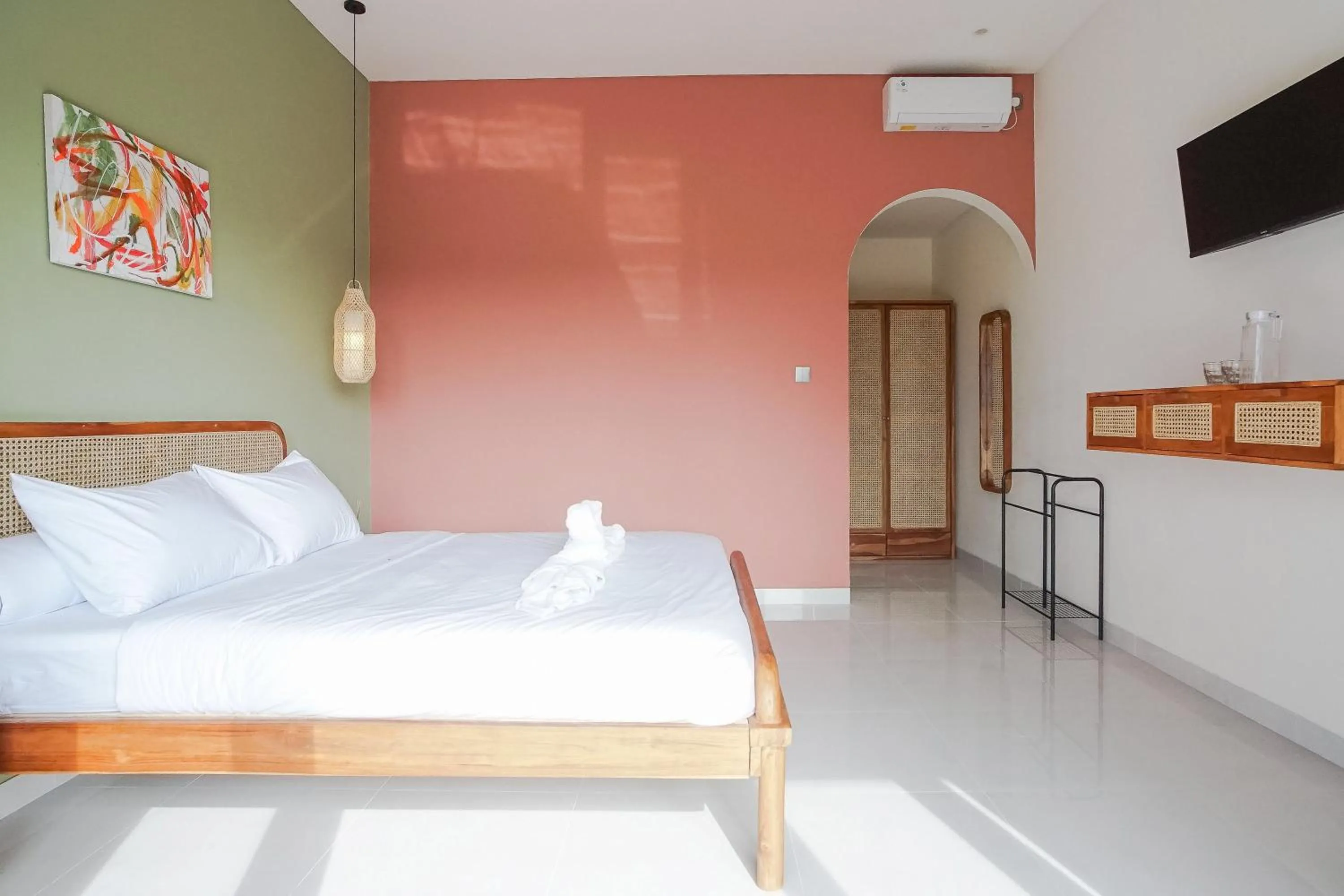 Bedroom, Bed in Kerti Suite