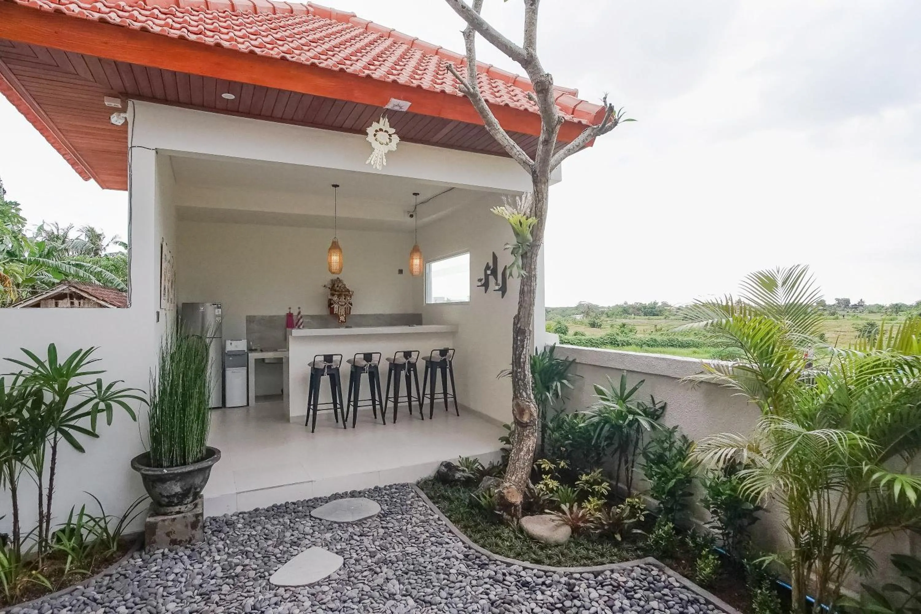 Kitchen or kitchenette in Kerti Suite