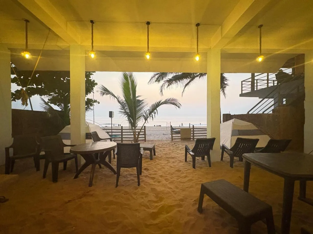 Facade/entrance in Oceanic Stay And Restaurant Gokarna