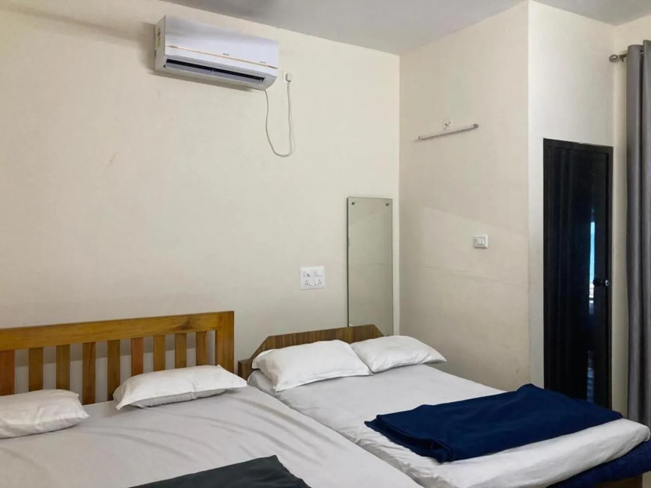 Bedroom, Bed in Oceanic Stay And Restaurant Gokarna