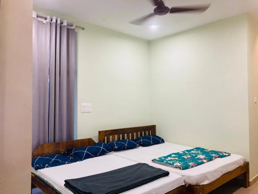 Balcony/Terrace, Bed in Oceanic Stay And Restaurant Gokarna