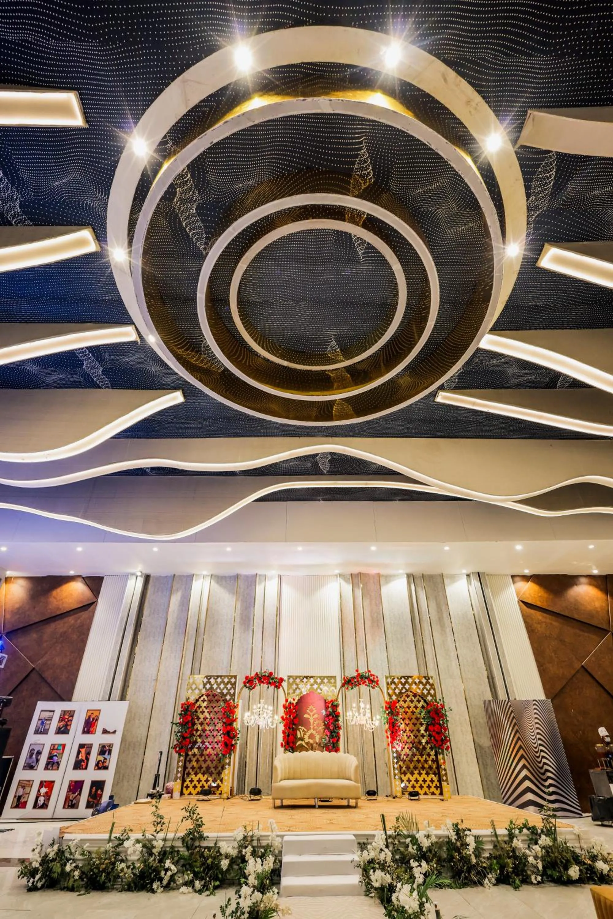 Decorative detail in Tivoli Heritage Palace, Rewari