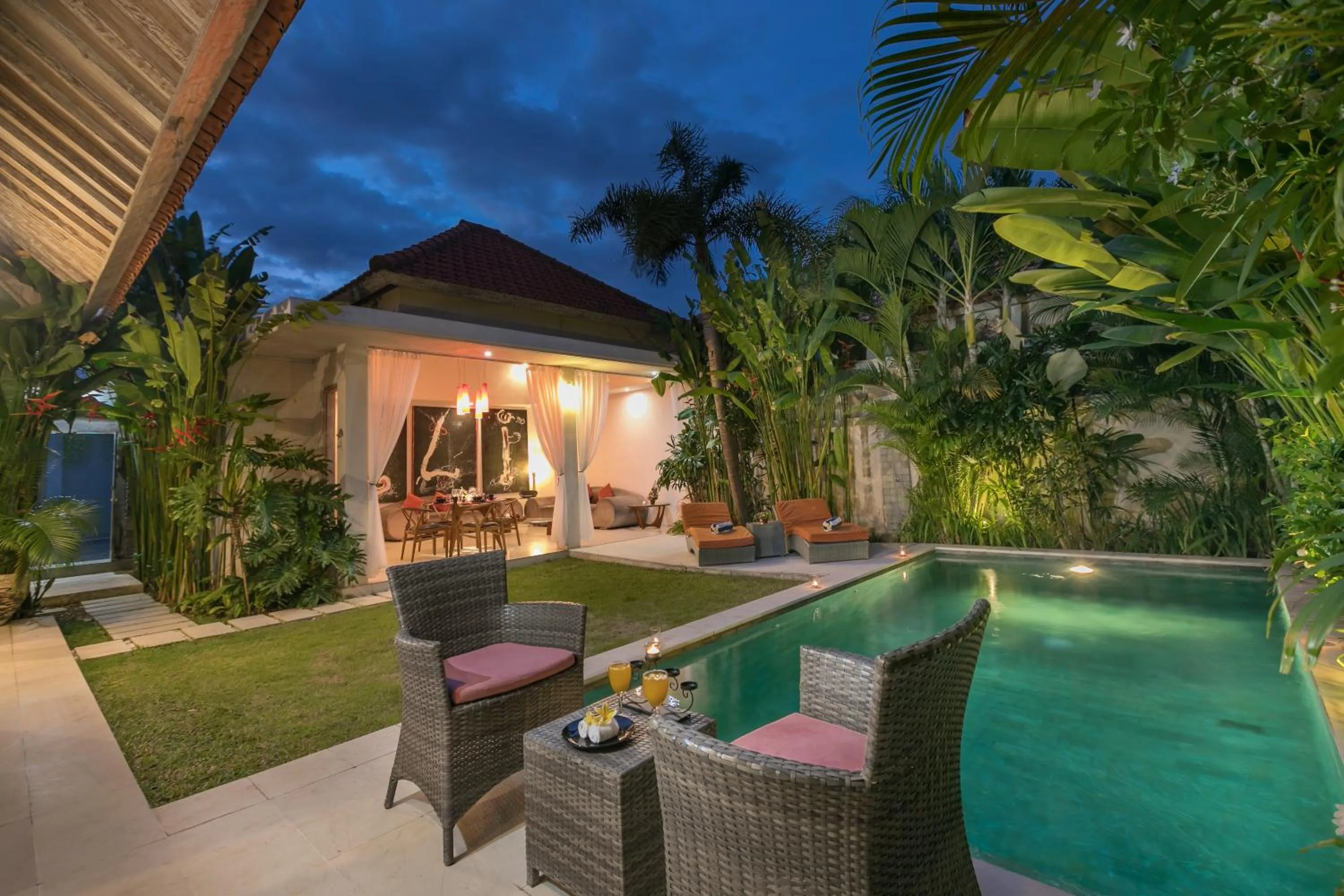 Night in Villa Briana Seminyak by Villas R Us
