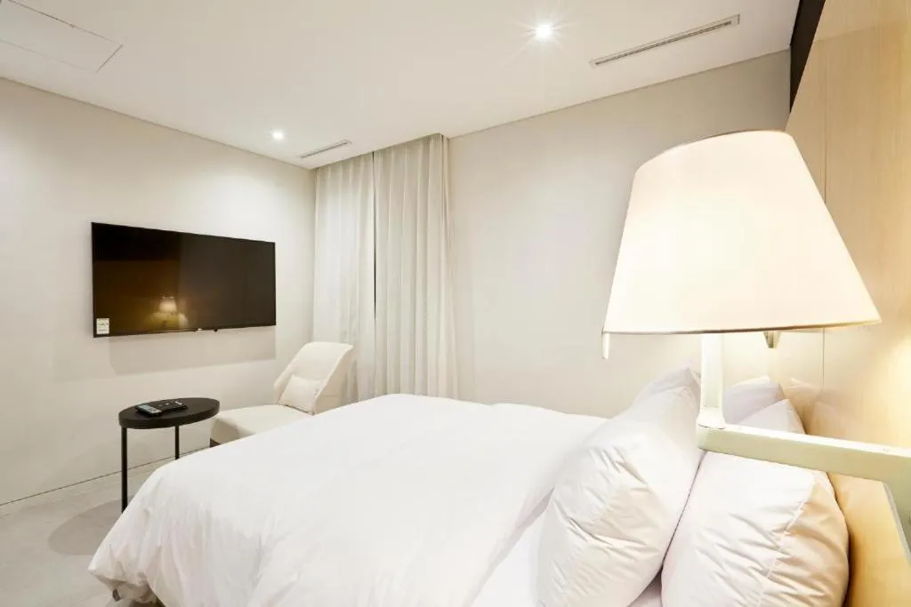 Bed in Hotel The Artist Yeoksam