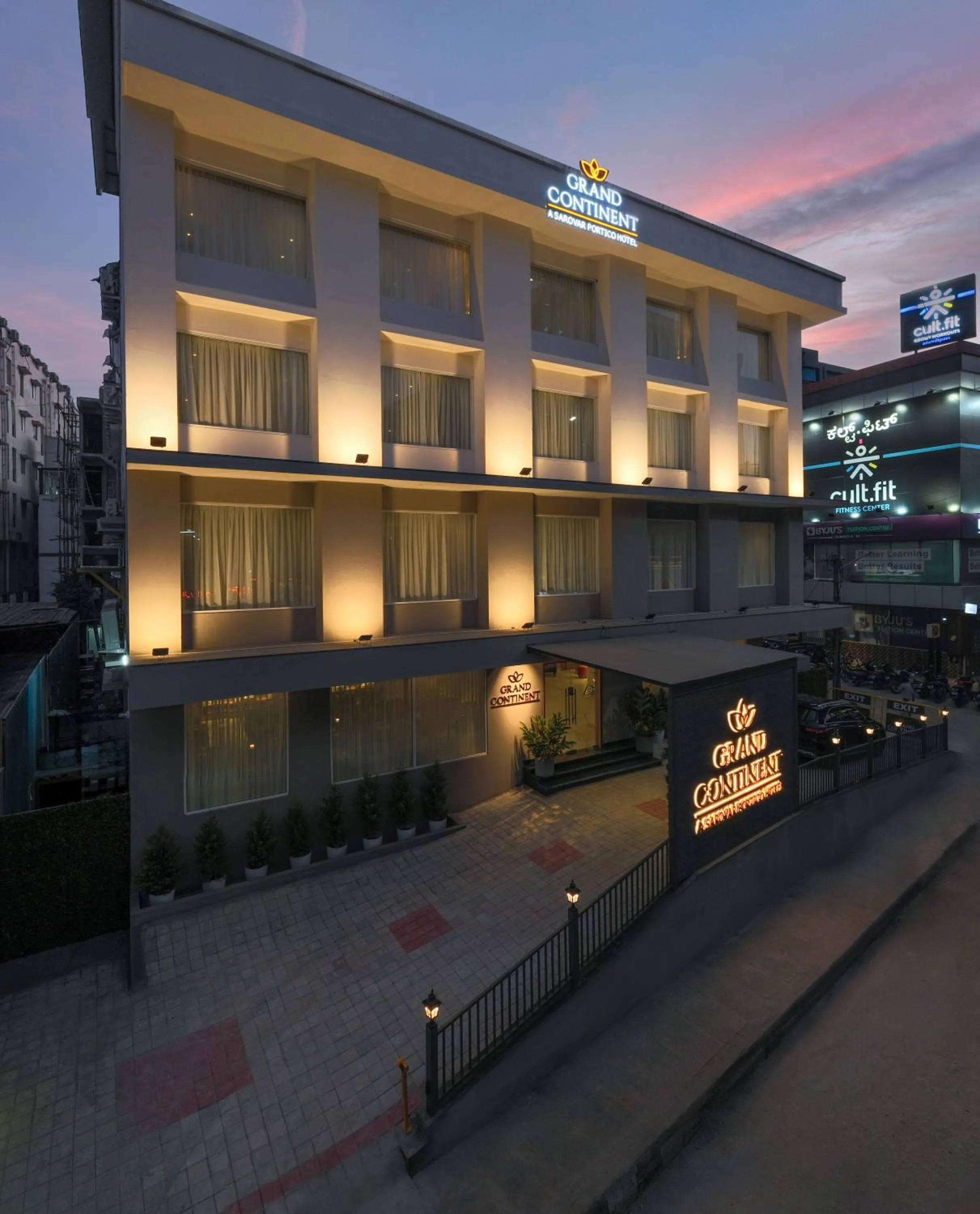 Property building in Grand Continent Hebbal A Sarovar Portico Affiliate Hotel