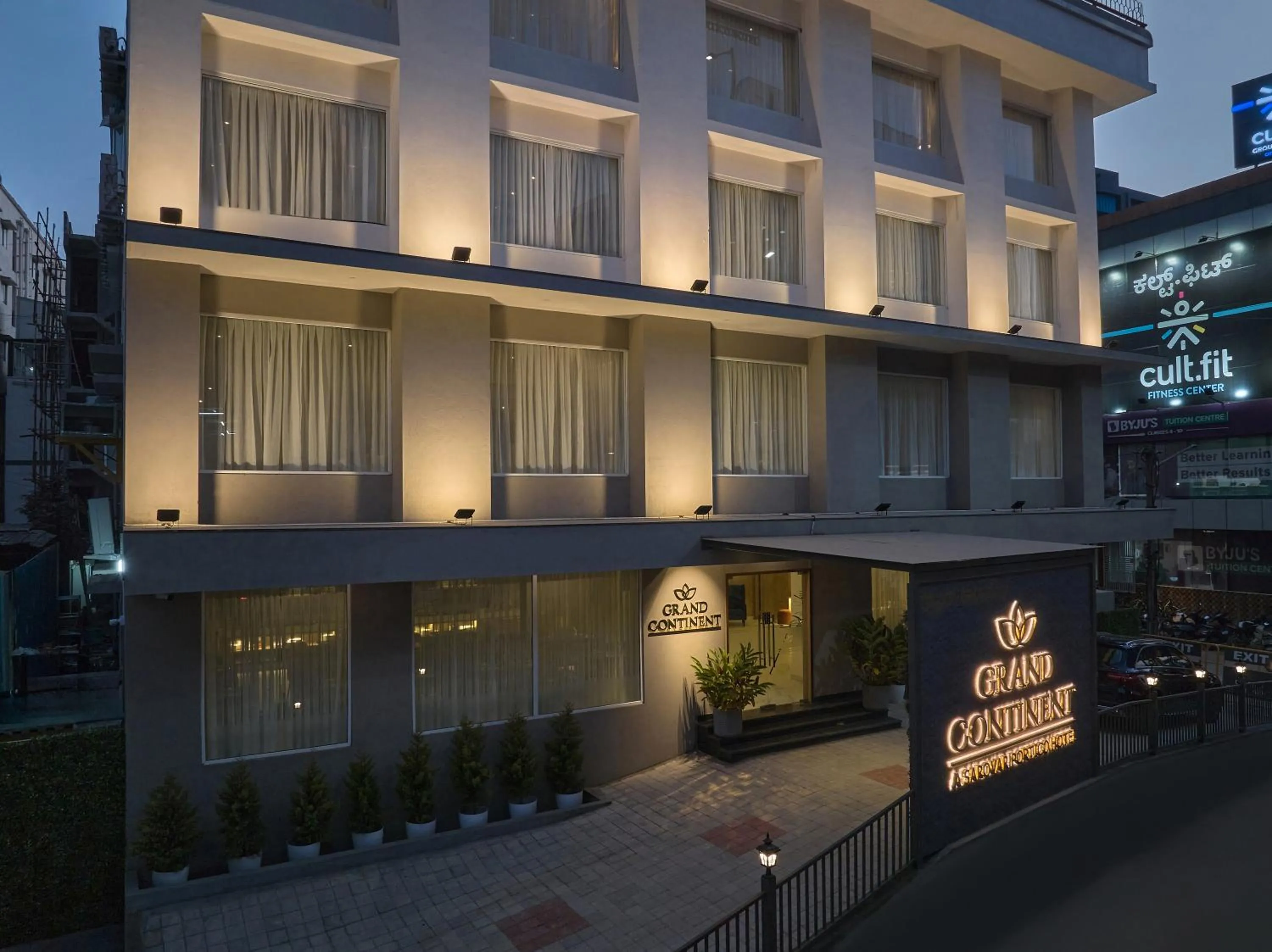 Property building in Grand Continent Hebbal A Sarovar Portico Affiliate Hotel