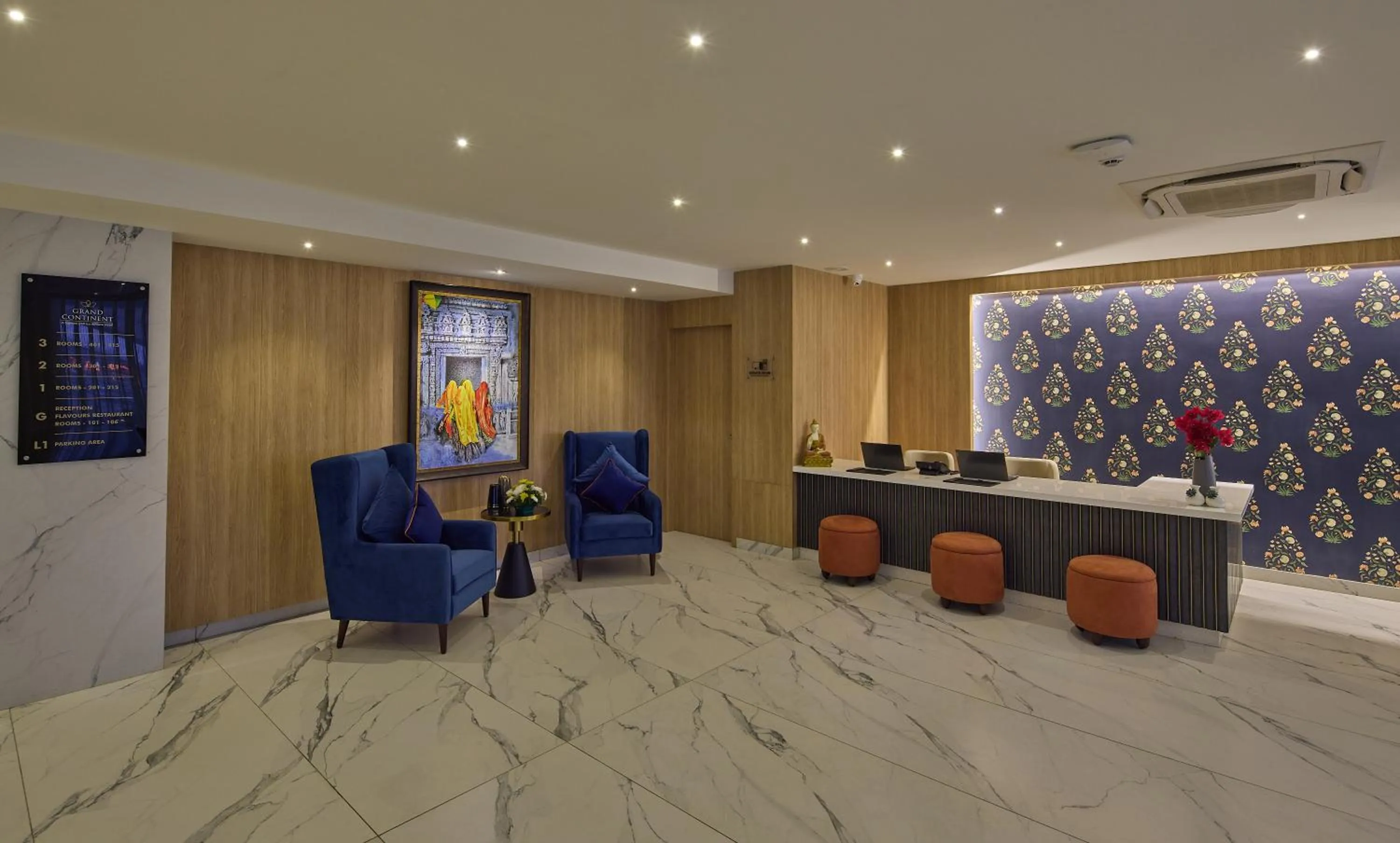 Lobby or reception in Grand Continent Hebbal A Sarovar Portico Affiliate Hotel